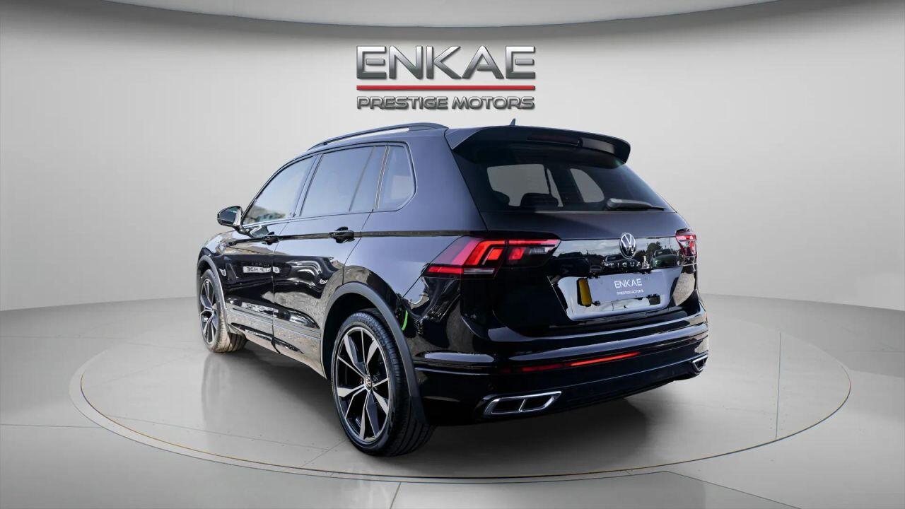 Volkswagen Tiguan view 6