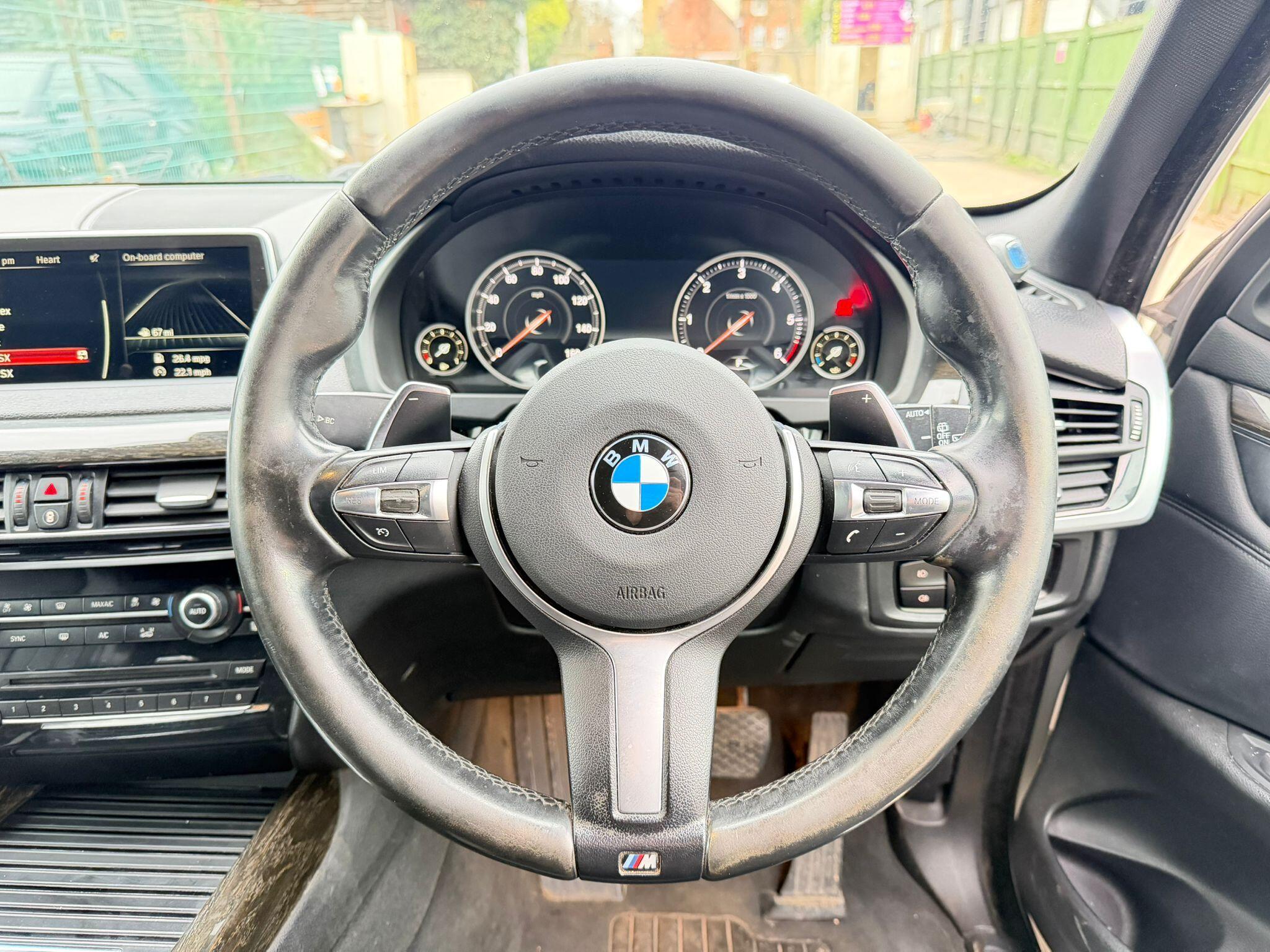 BMW X5 view 31