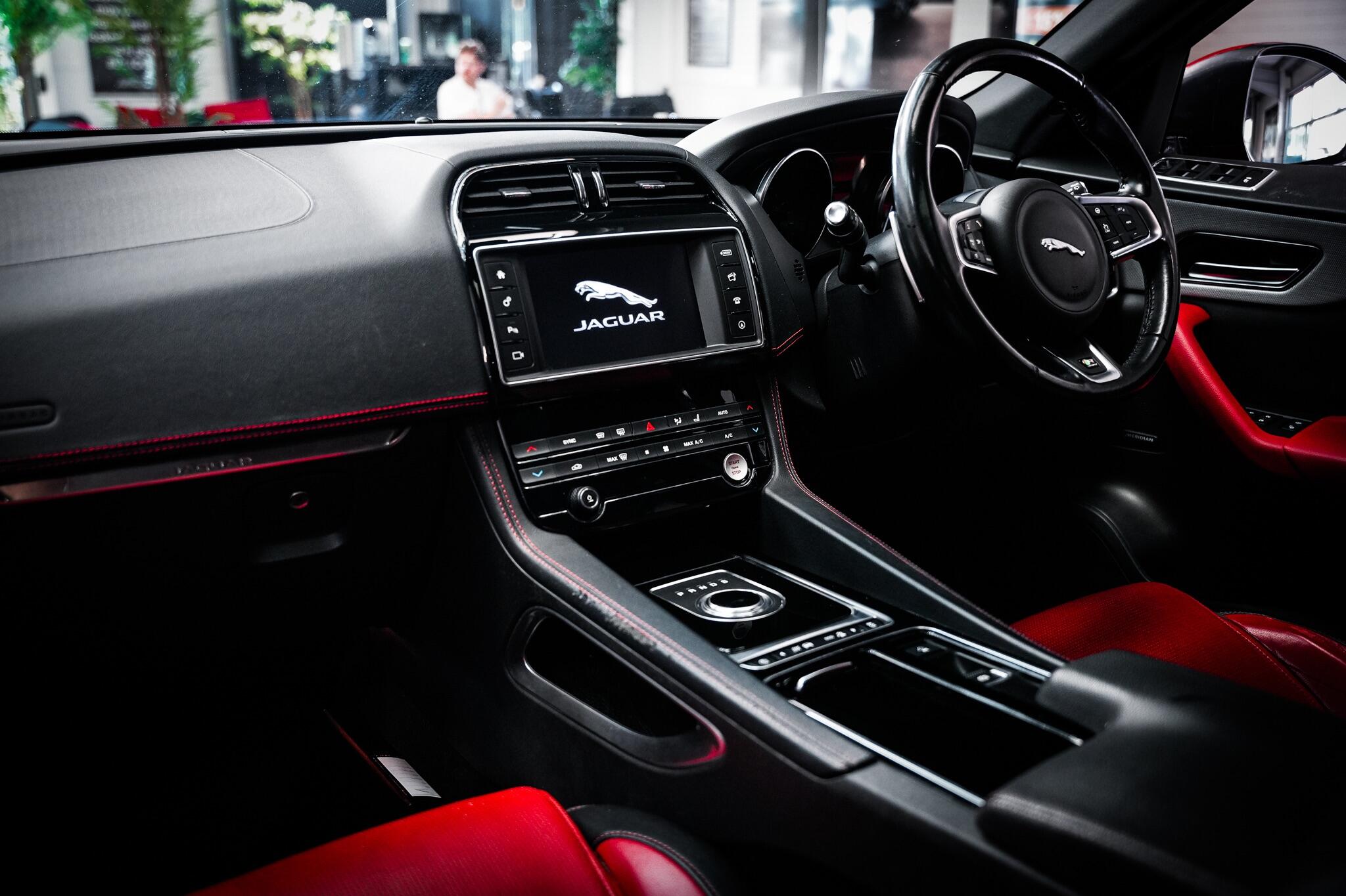 Jaguar F-Pace view 23