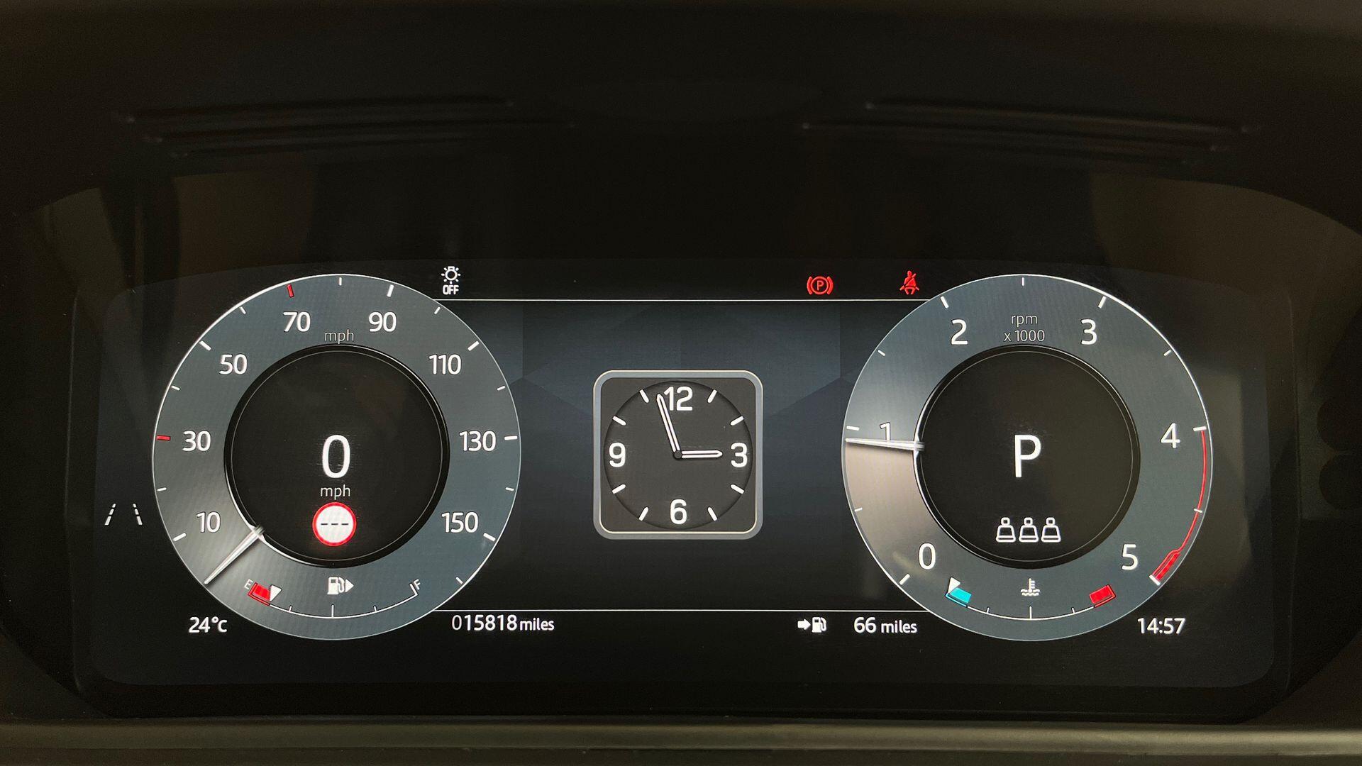 Land Rover Range Rover Velar view 16