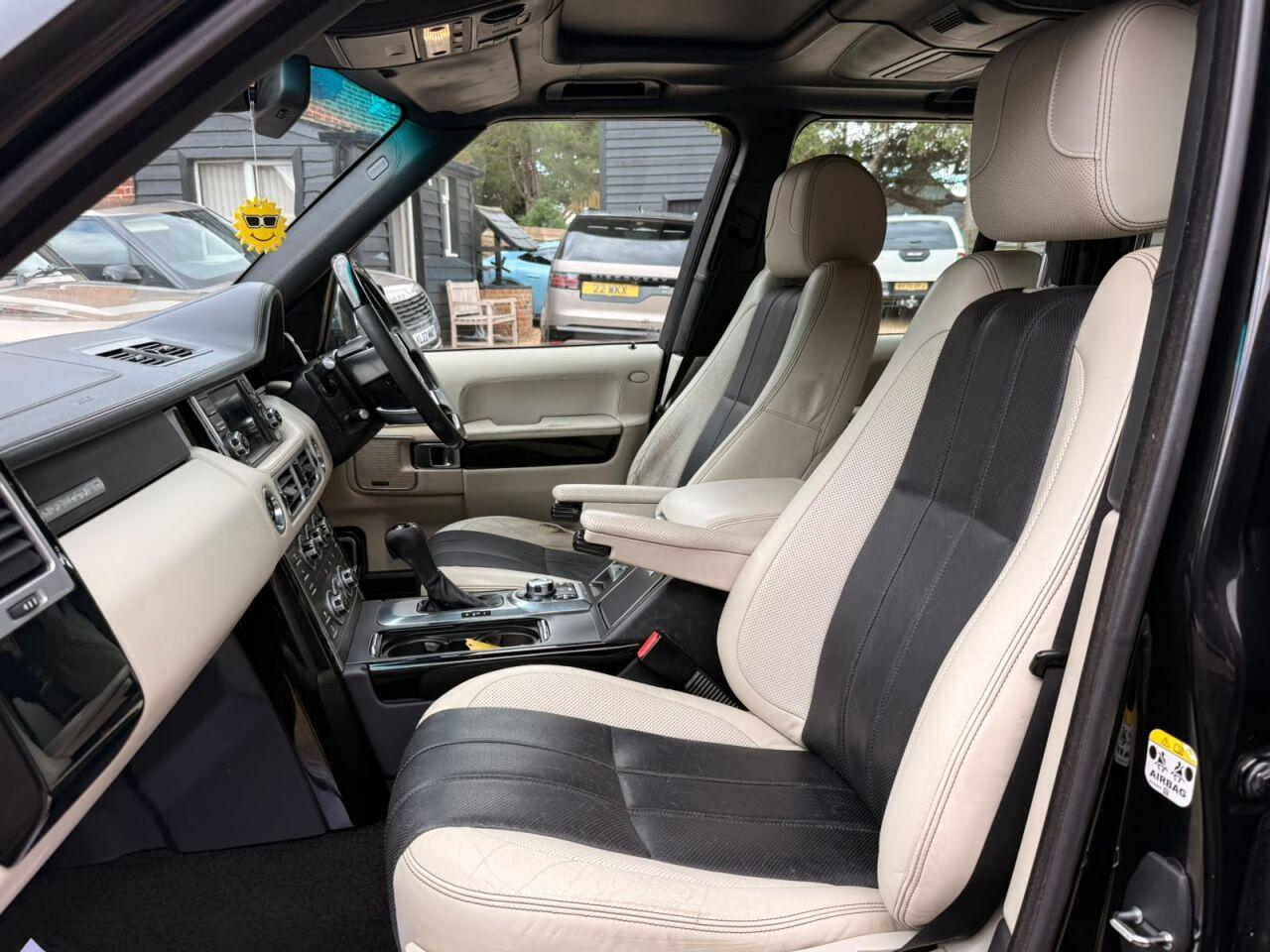 Land Rover Range Rover view 12