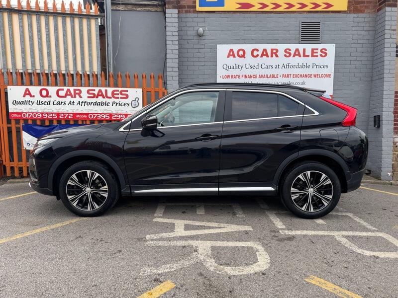 Mitsubishi Eclipse Cross view 4