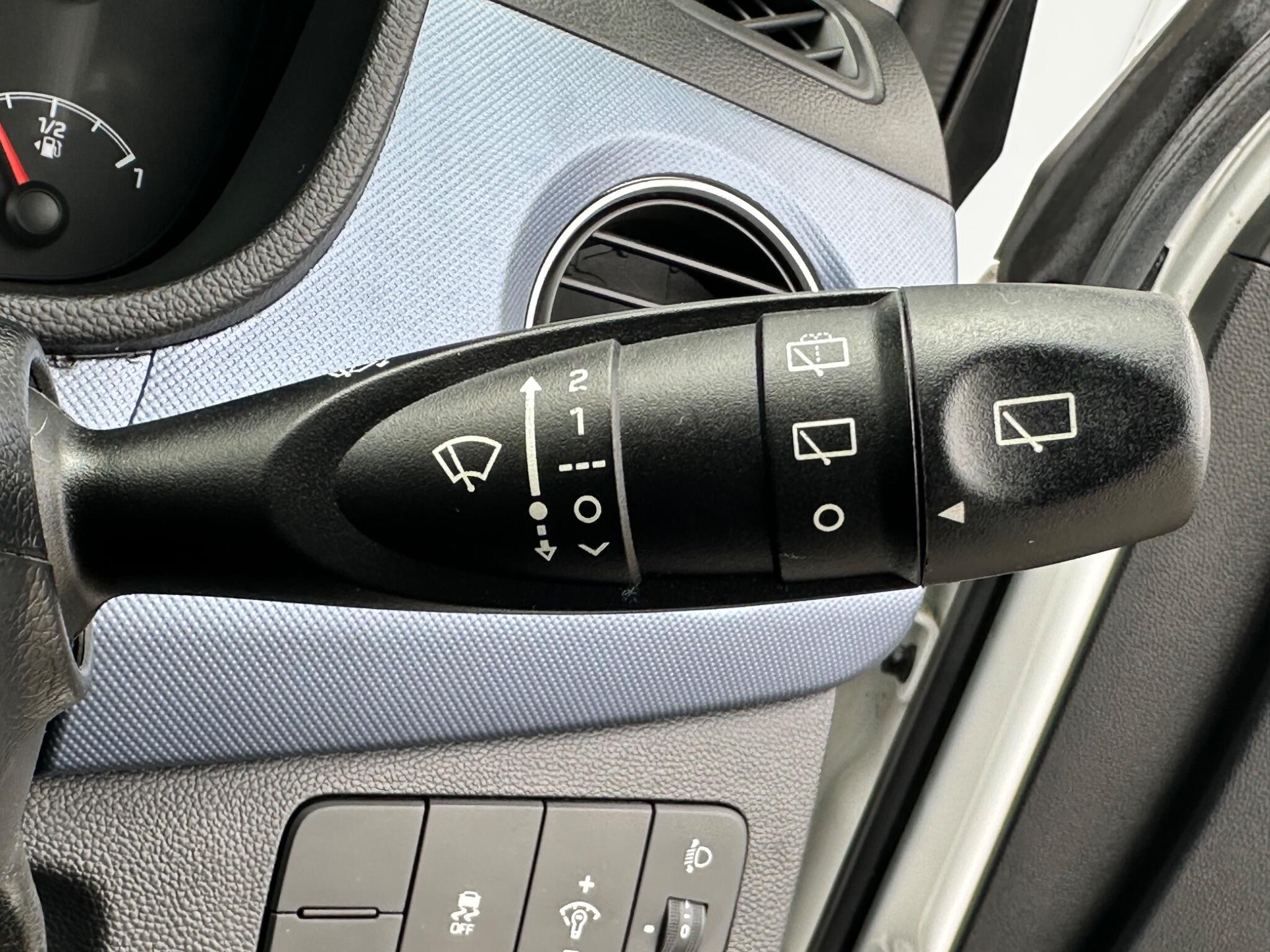 Hyundai I10 view 19