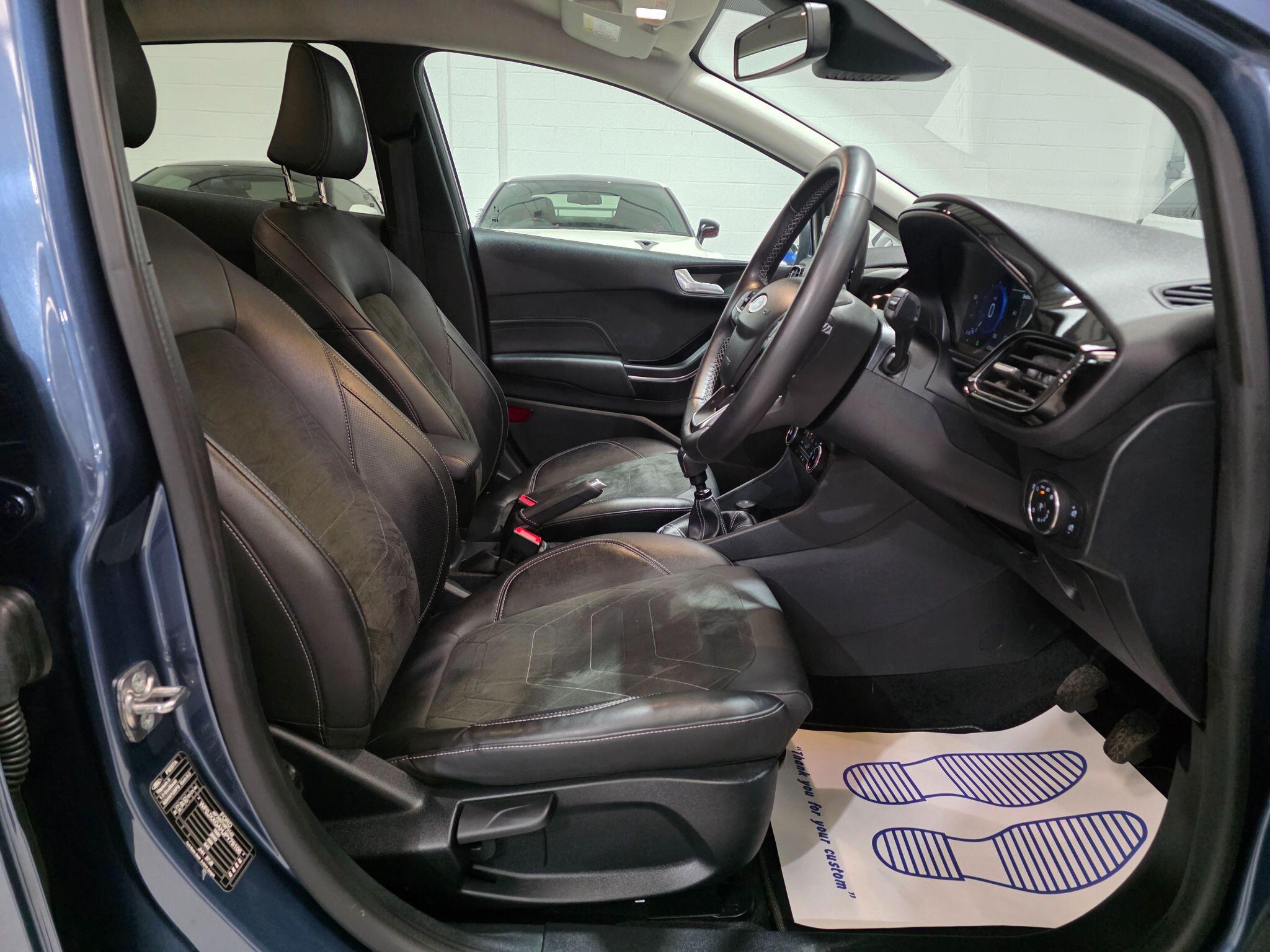 Ford Fiesta view 6