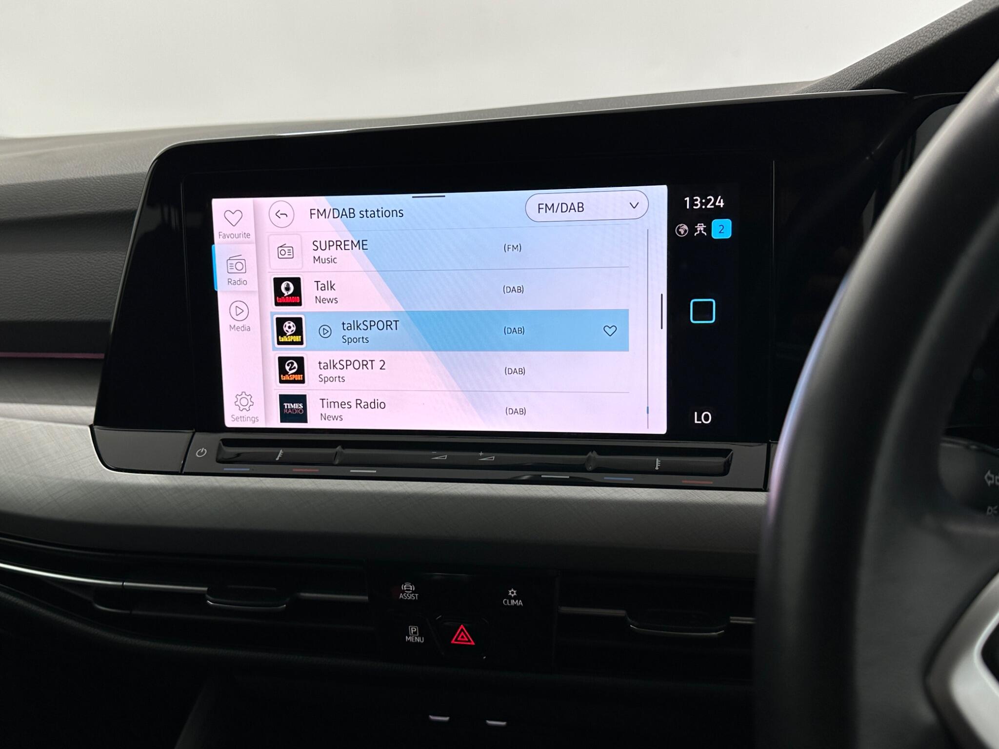 Volkswagen Golf view 26