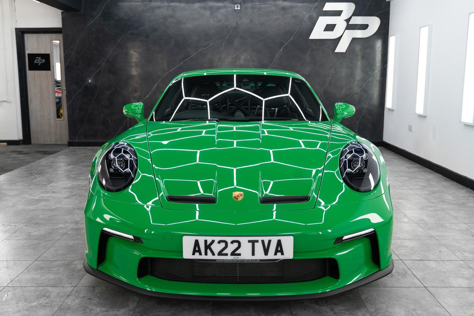 Porsche 911 view 25