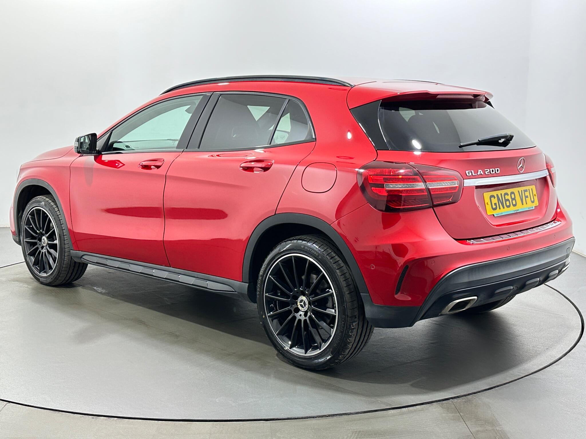 Mercedes-Benz Gla view 6