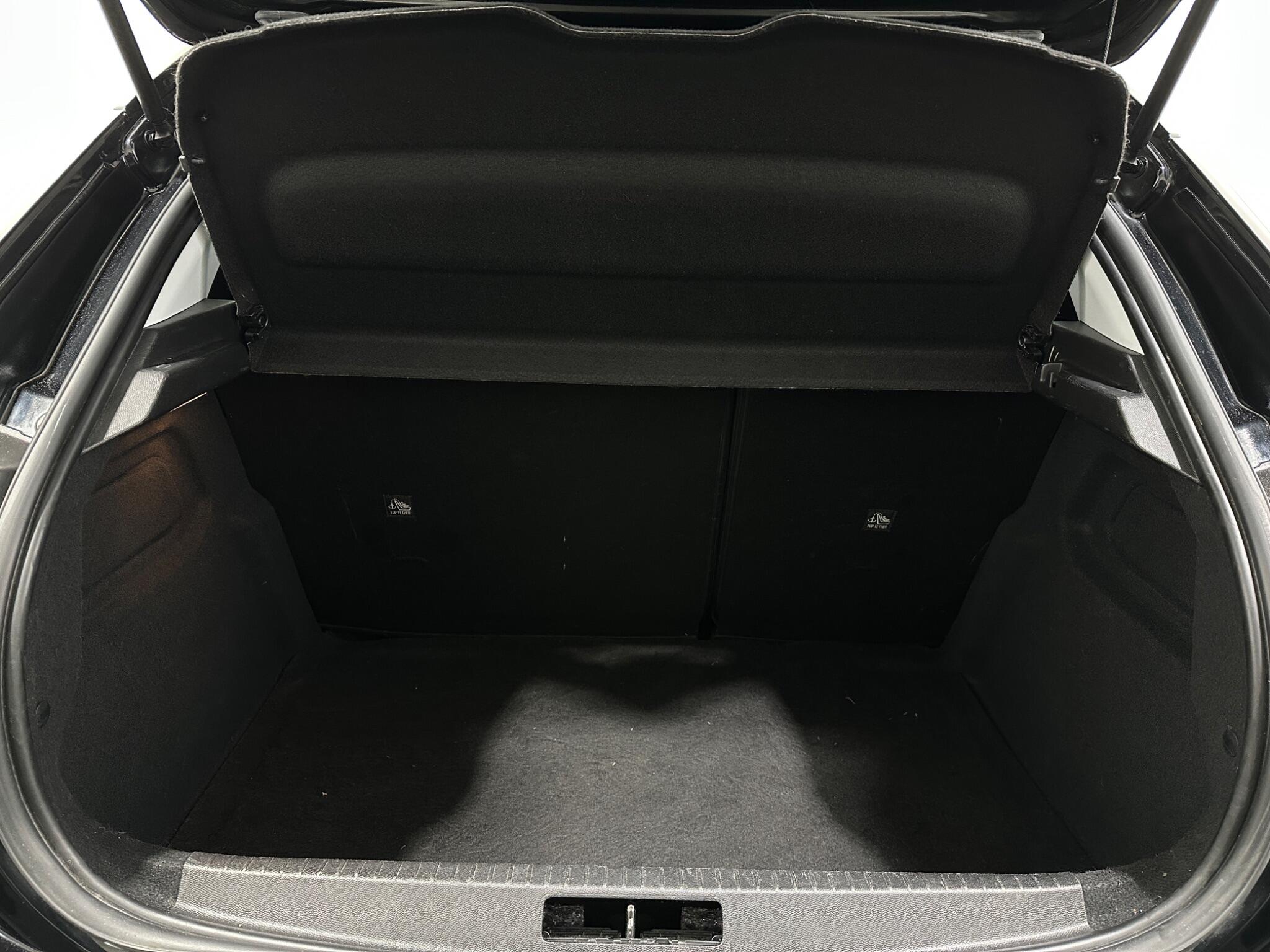 Vauxhall Corsa view 46