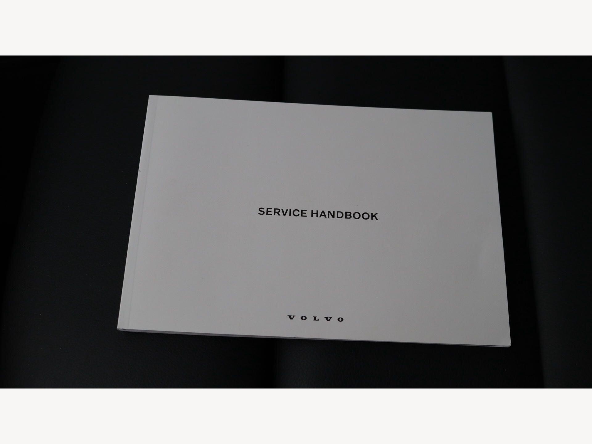 Volvo XC40 view 17