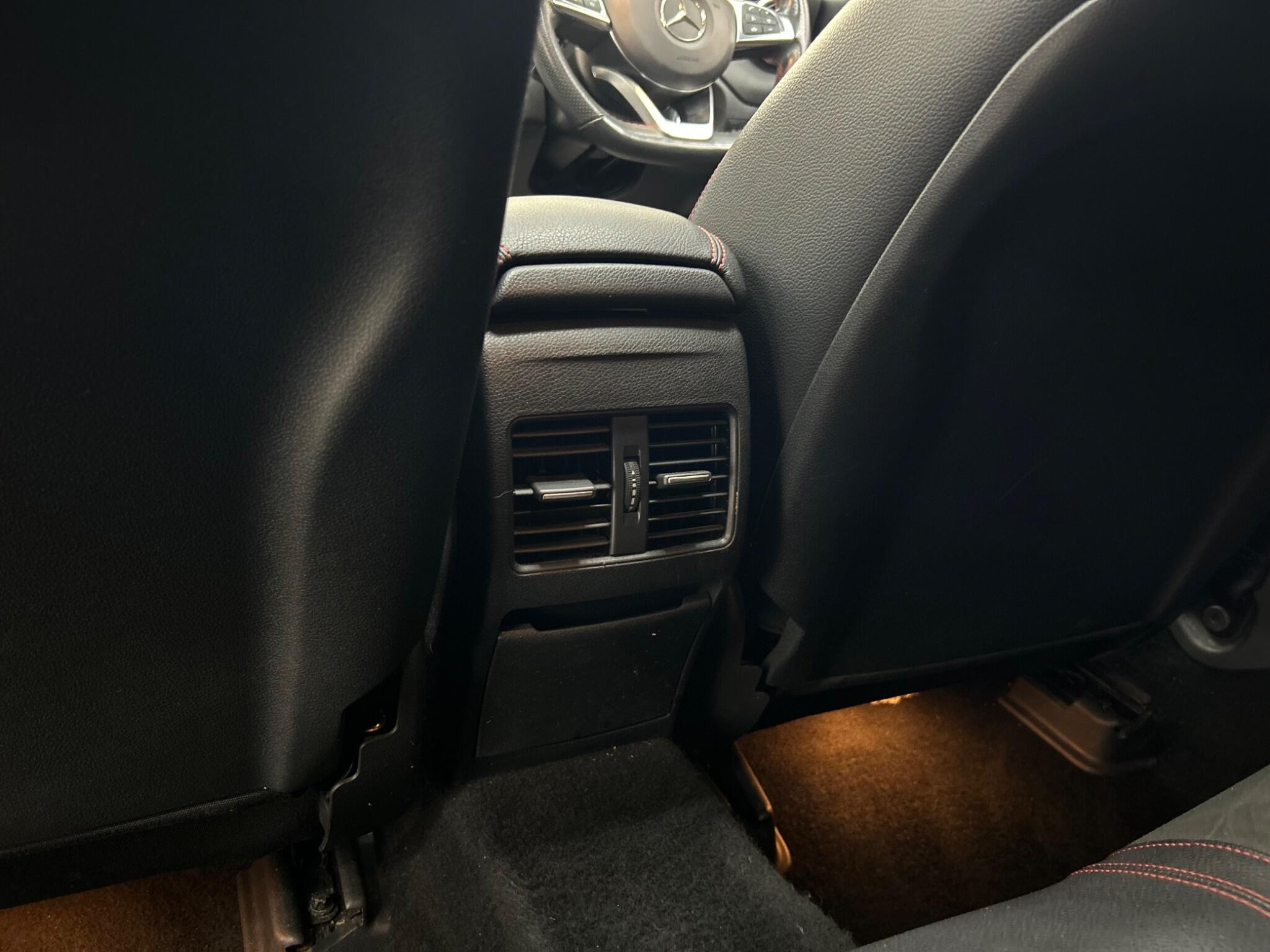 Mercedes-Benz CLA view 30
