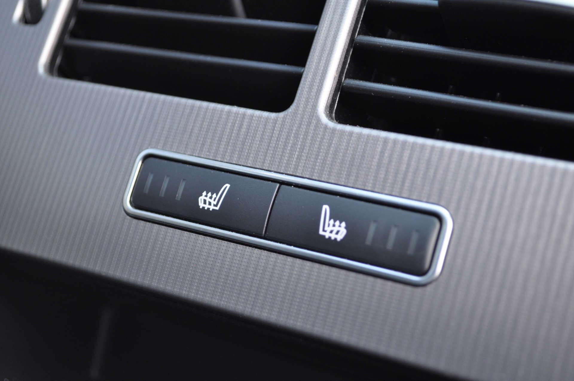 Land Rover Range Rover Sport view 13