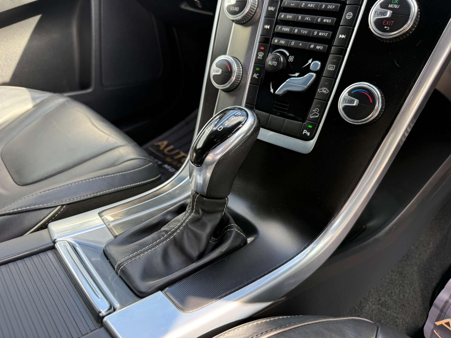 Volvo XC60 view 41