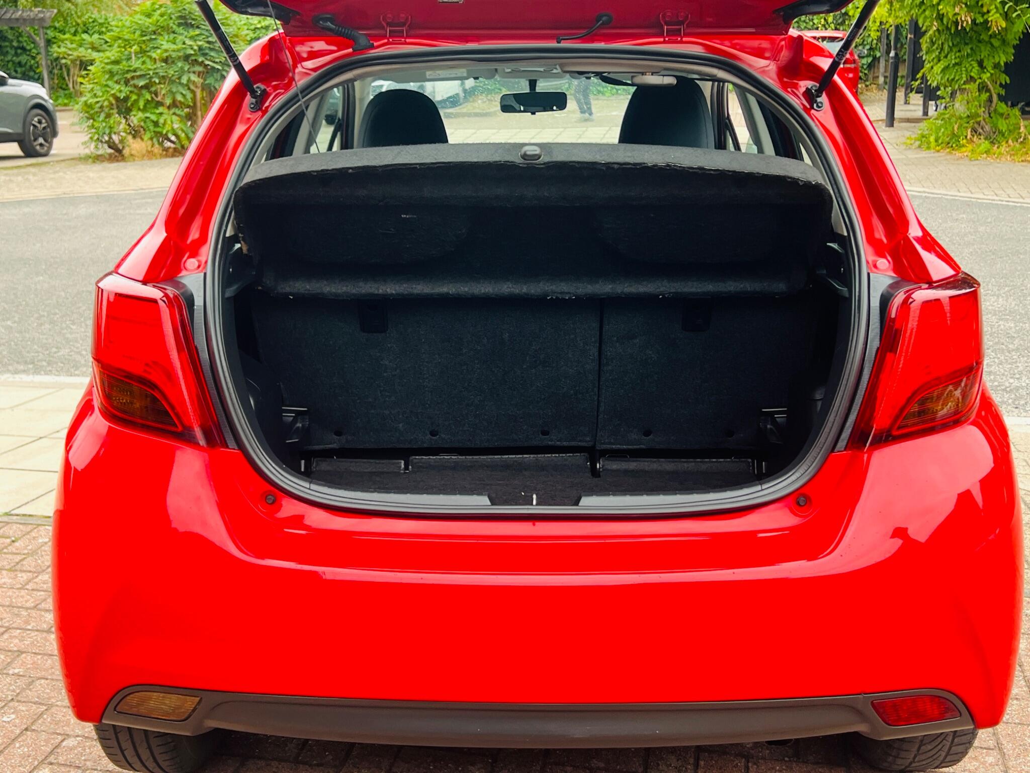 Toyota Yaris view 51