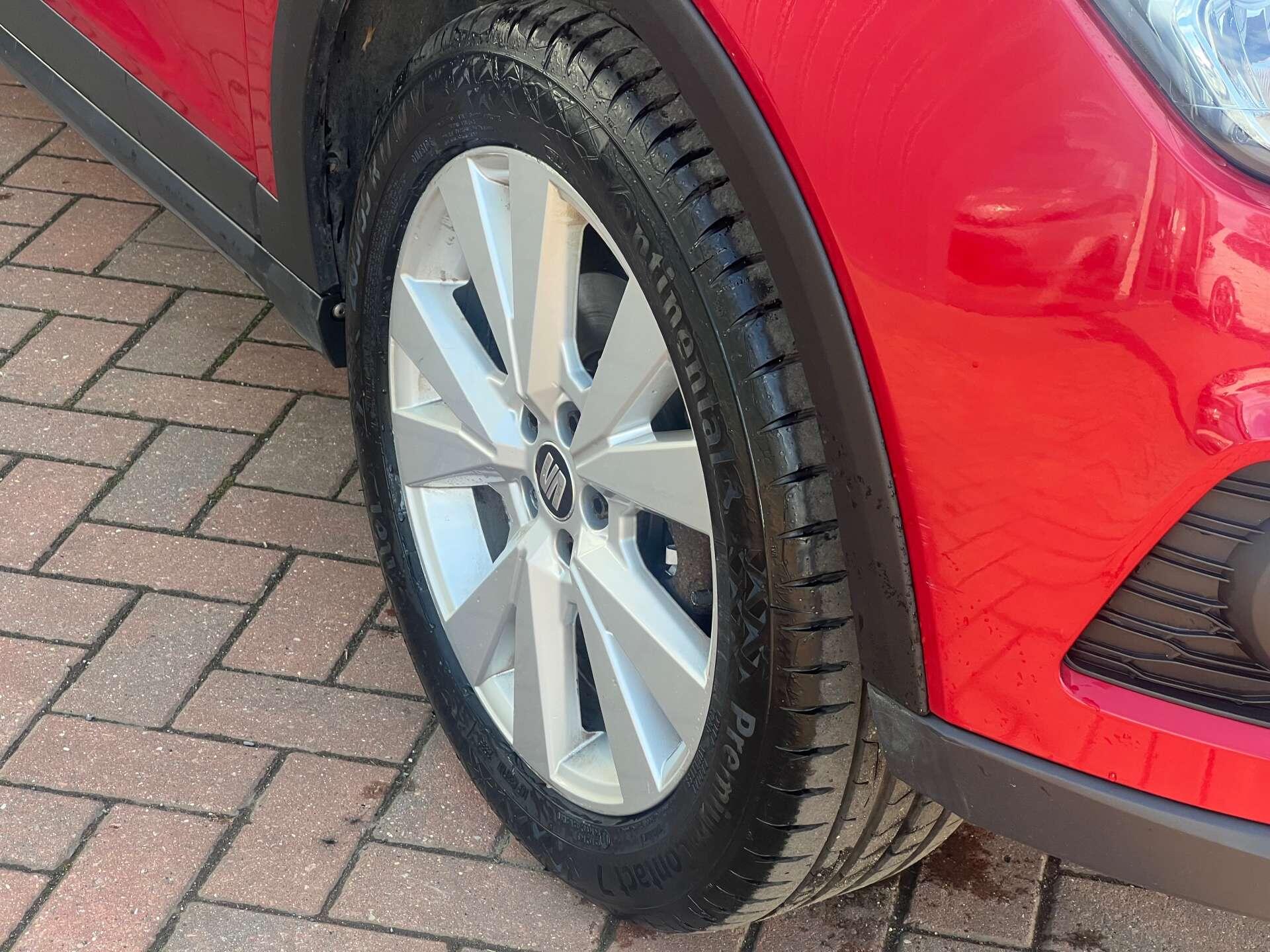 Seat Arona view 50