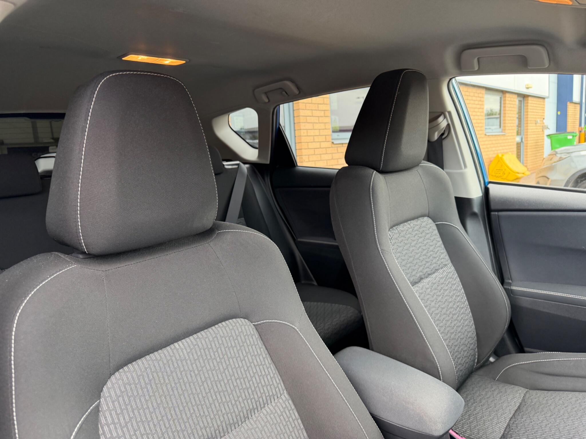 Toyota Auris view 18