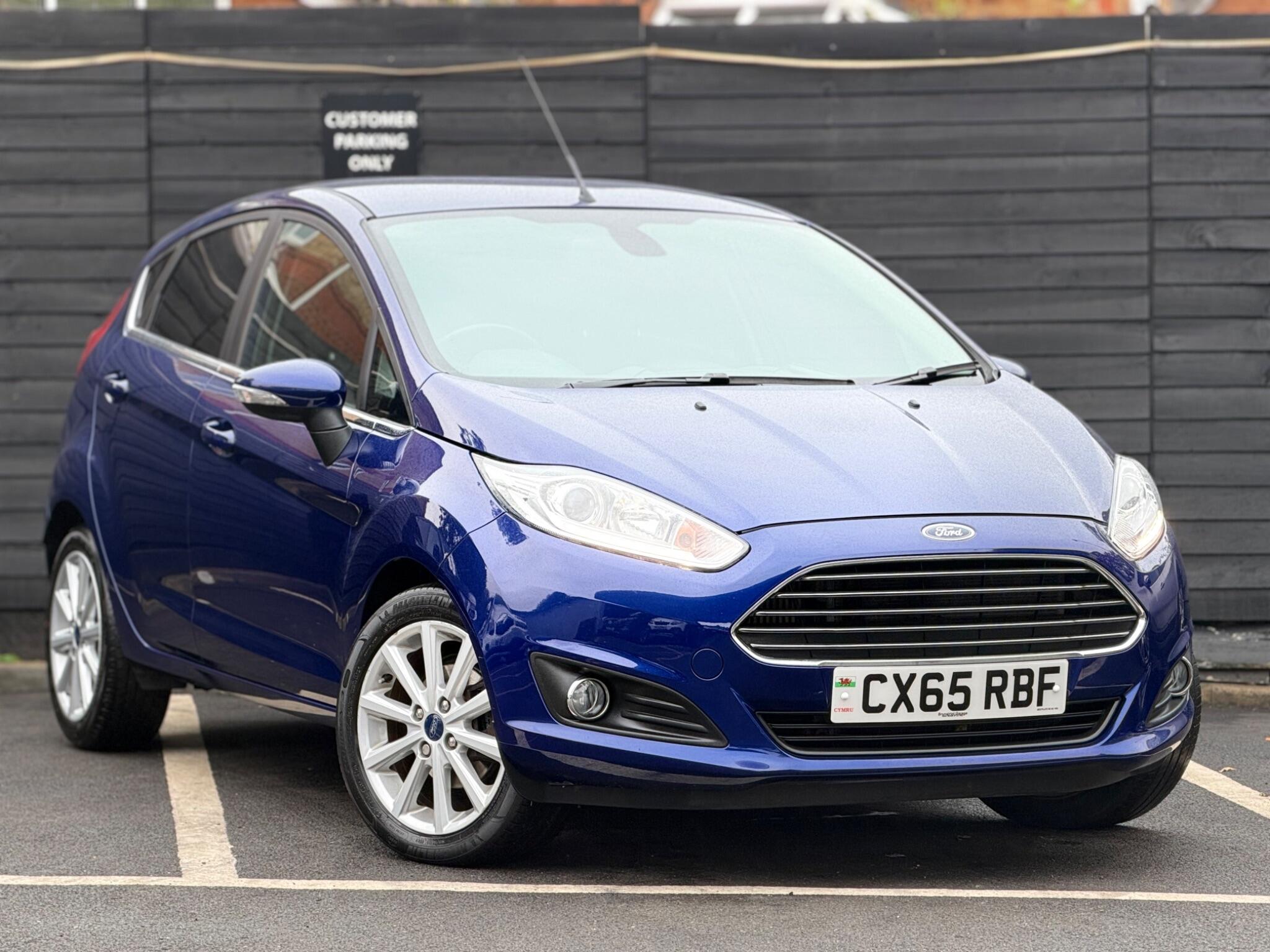 Ford Fiesta view 9