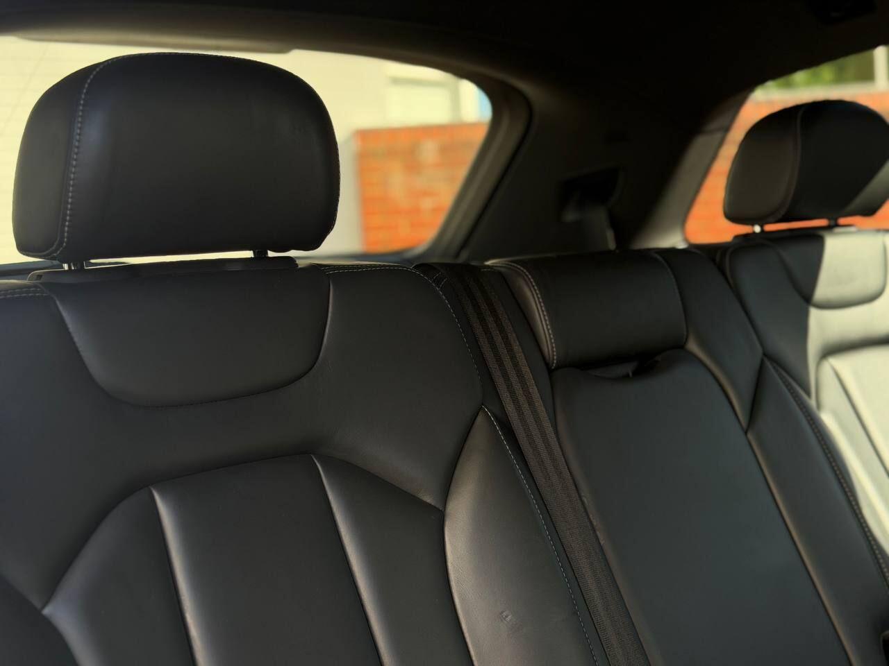 Audi Q7 view 20
