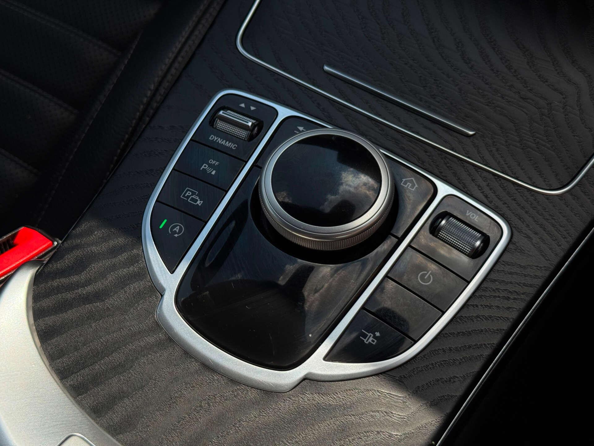 Mercedes-Benz C Class view 55