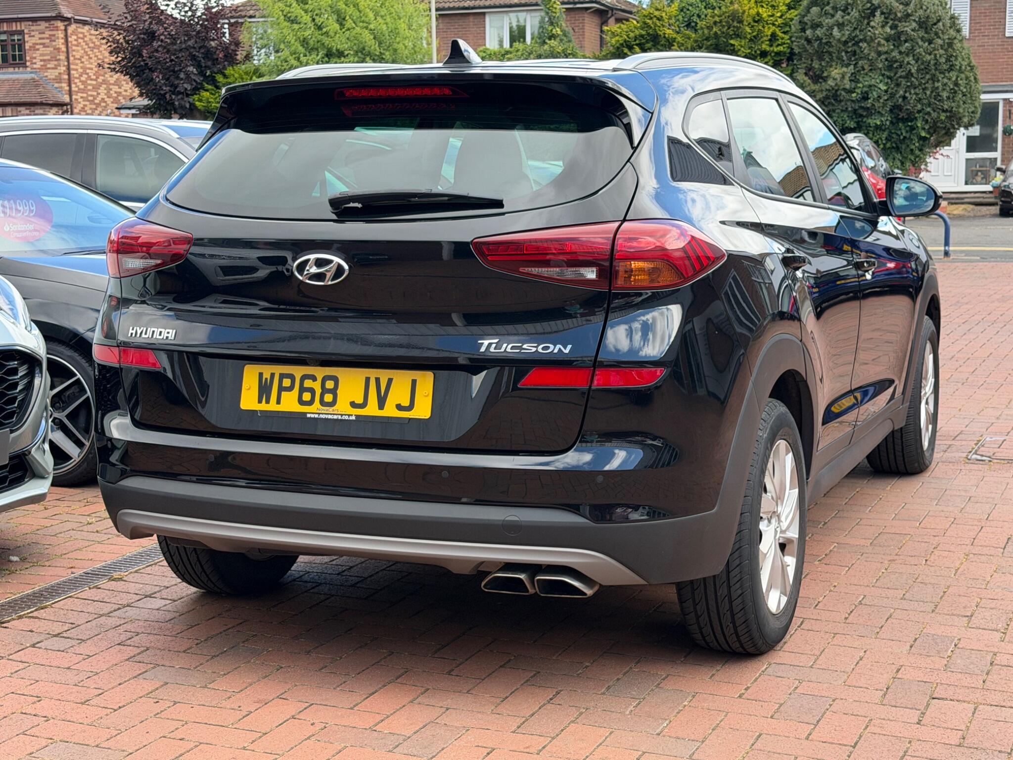 Hyundai Tucson view 16