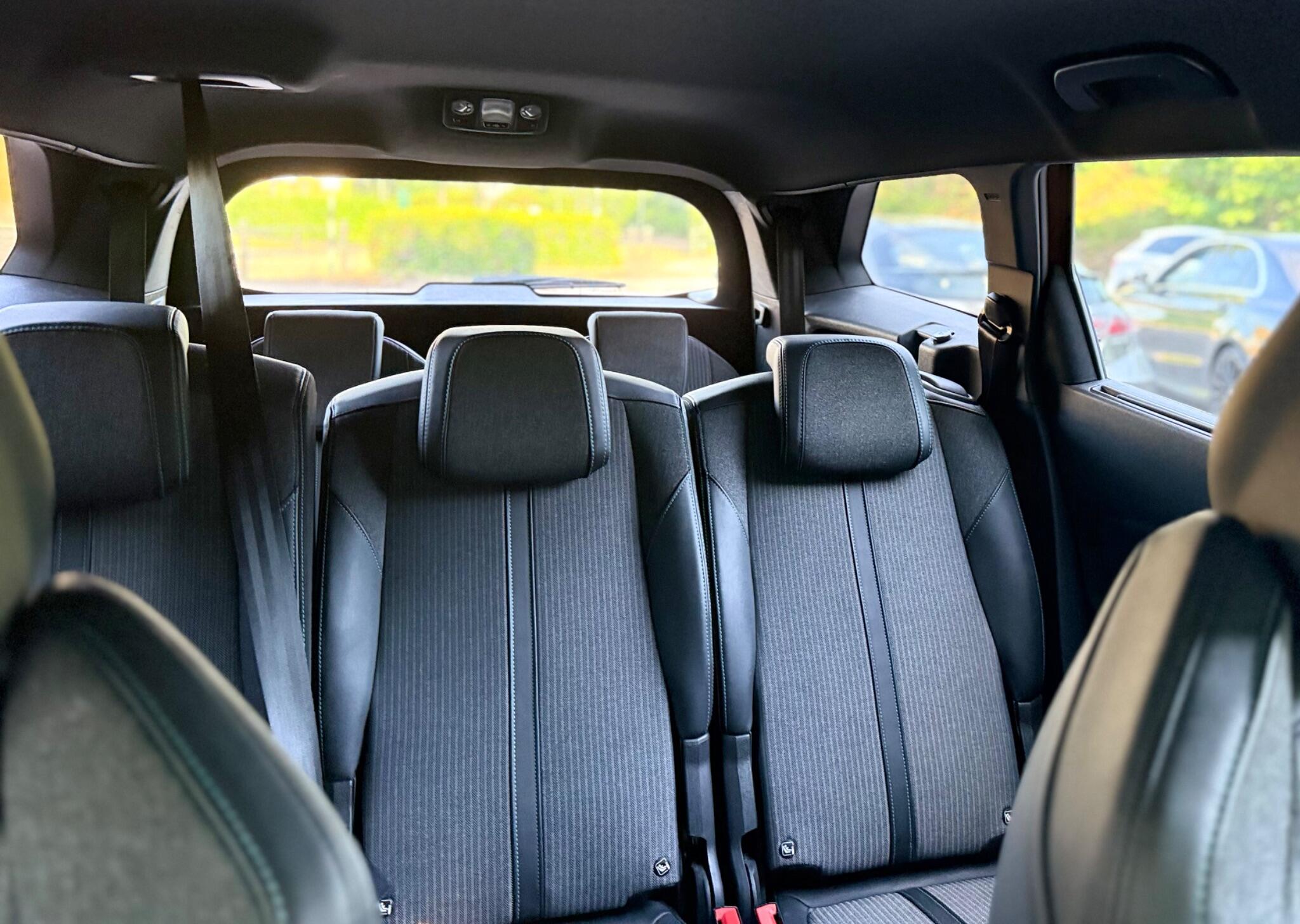 Peugeot 5008 view 15
