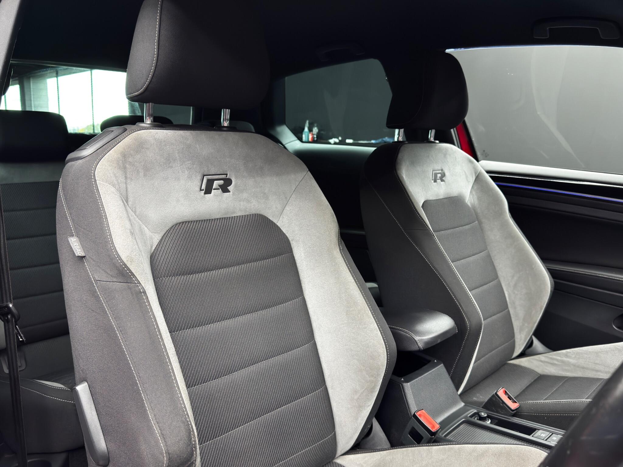 Volkswagen Golf view 12