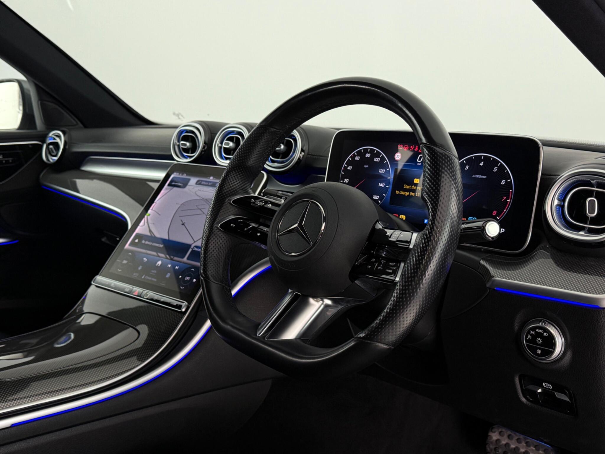 Mercedes-Benz C-Class view 3