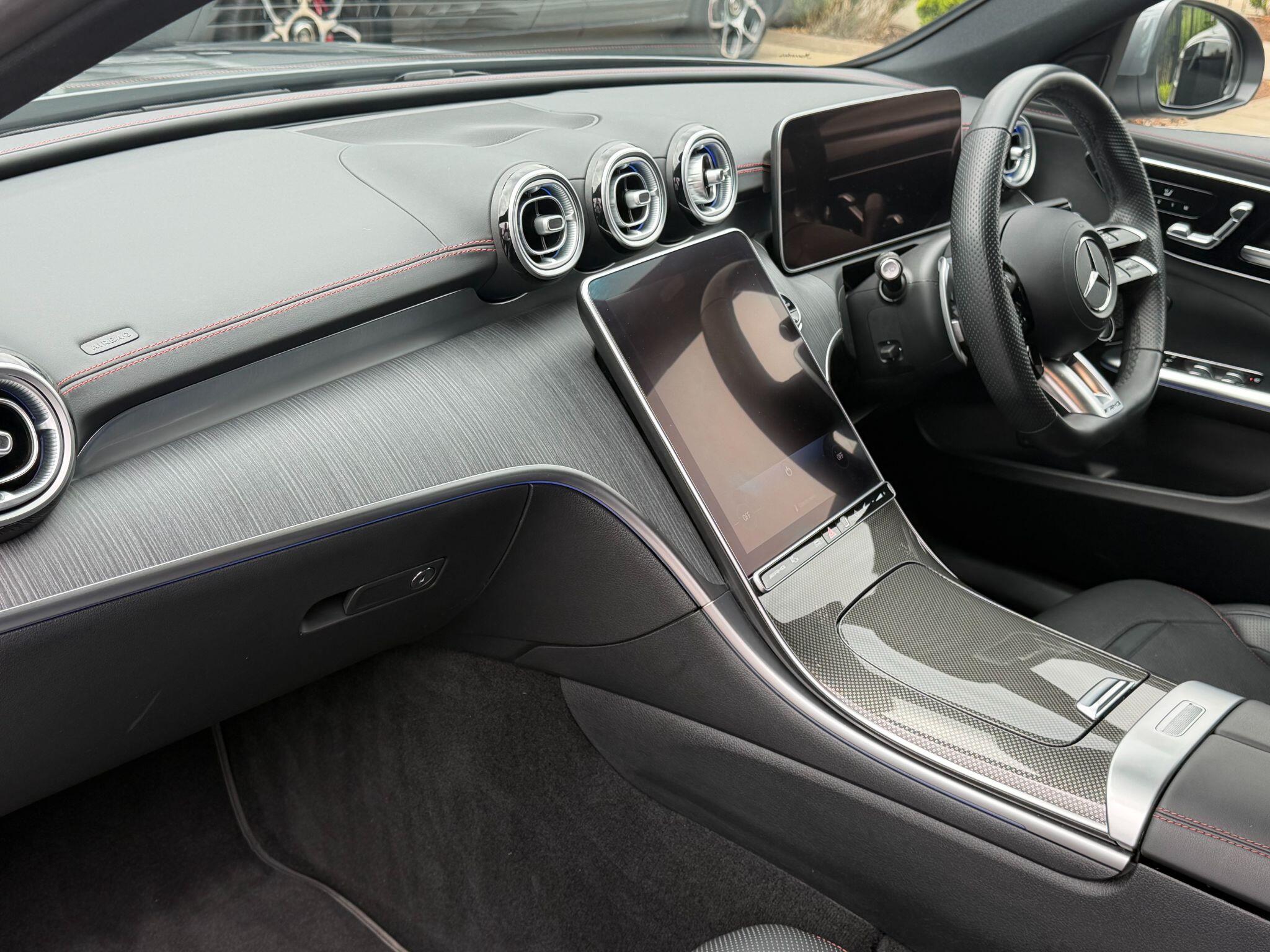 Mercedes-Benz C Class view 11