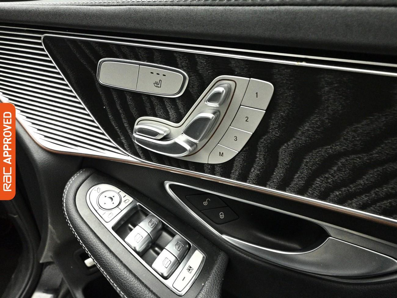 Mercedes-Benz Eqc view 19