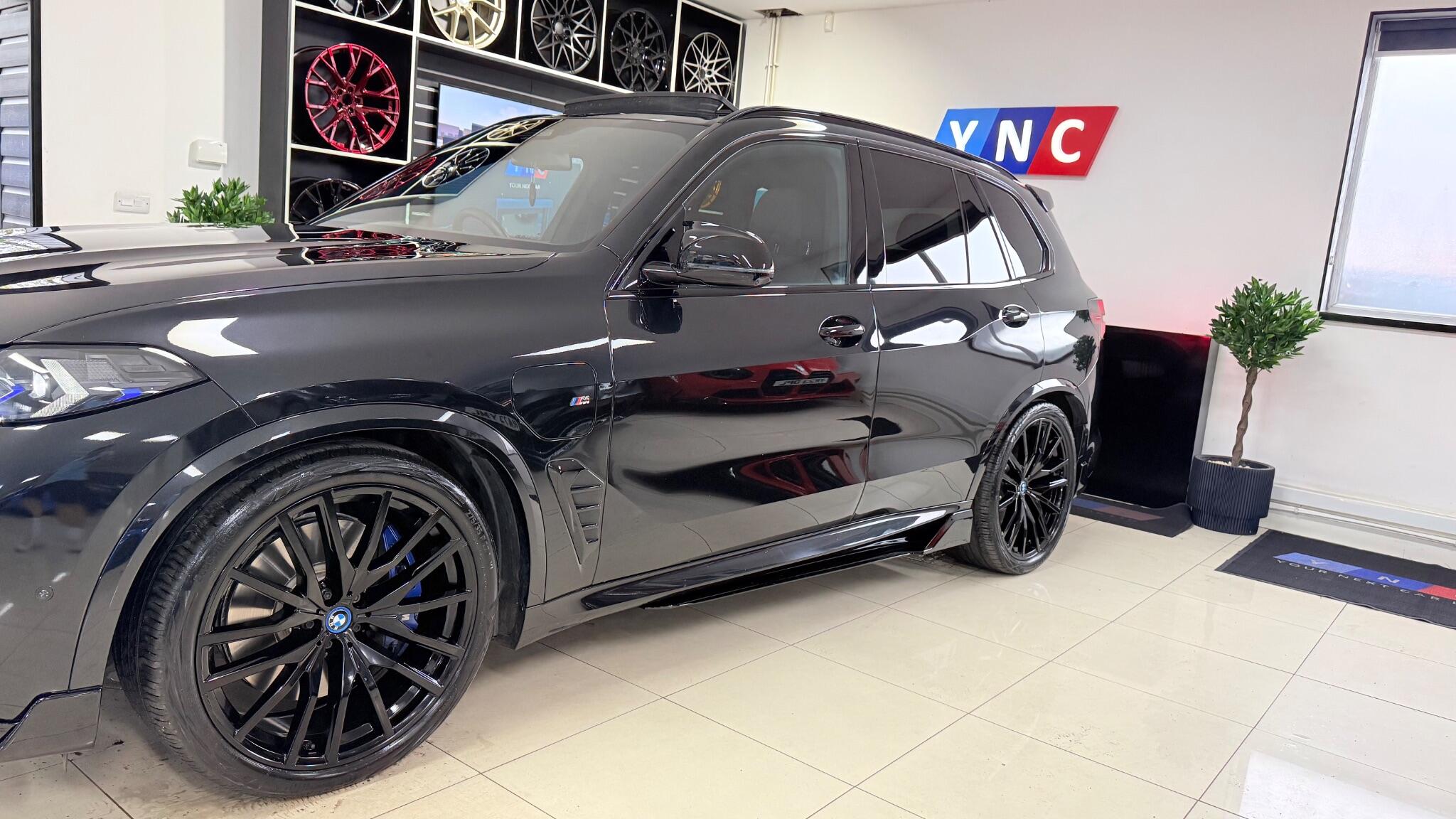BMW X5 view 40