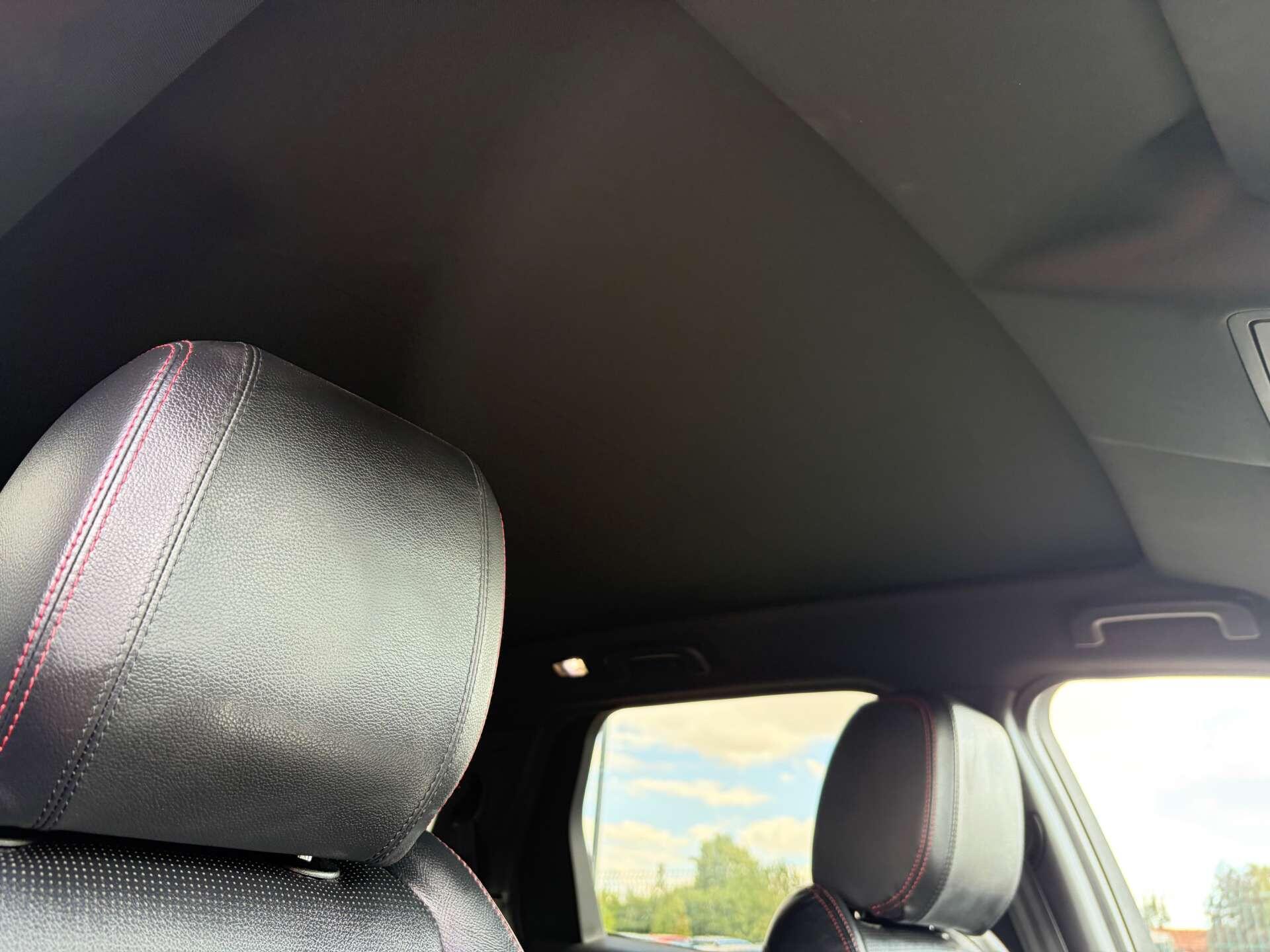 Land Rover Discovery Sport view 39
