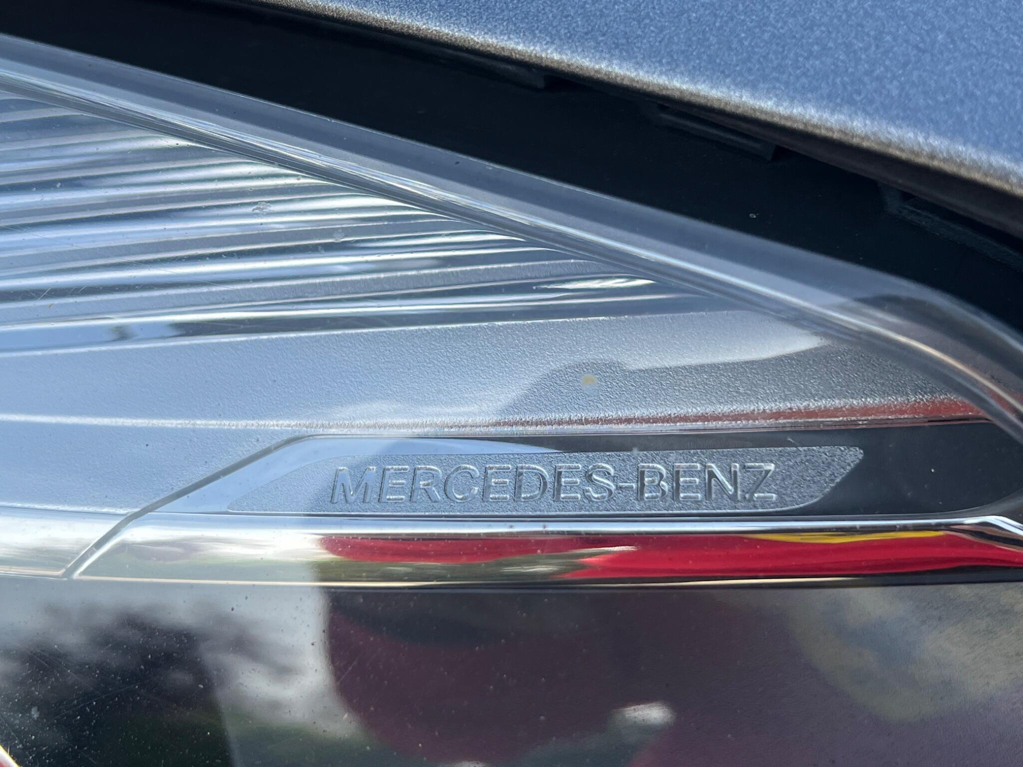 Mercedes-Benz E-Class view 14