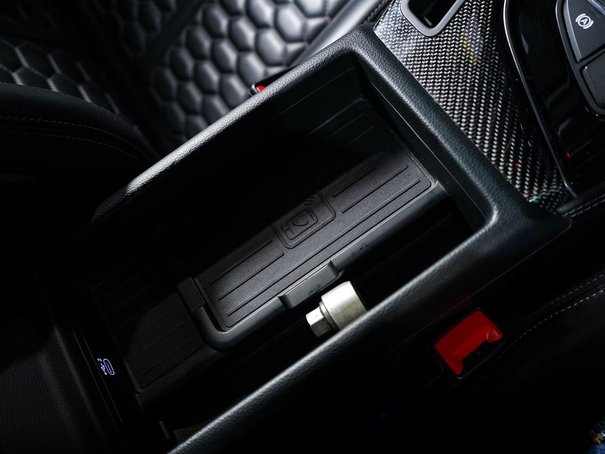 Audi RS4 view 71