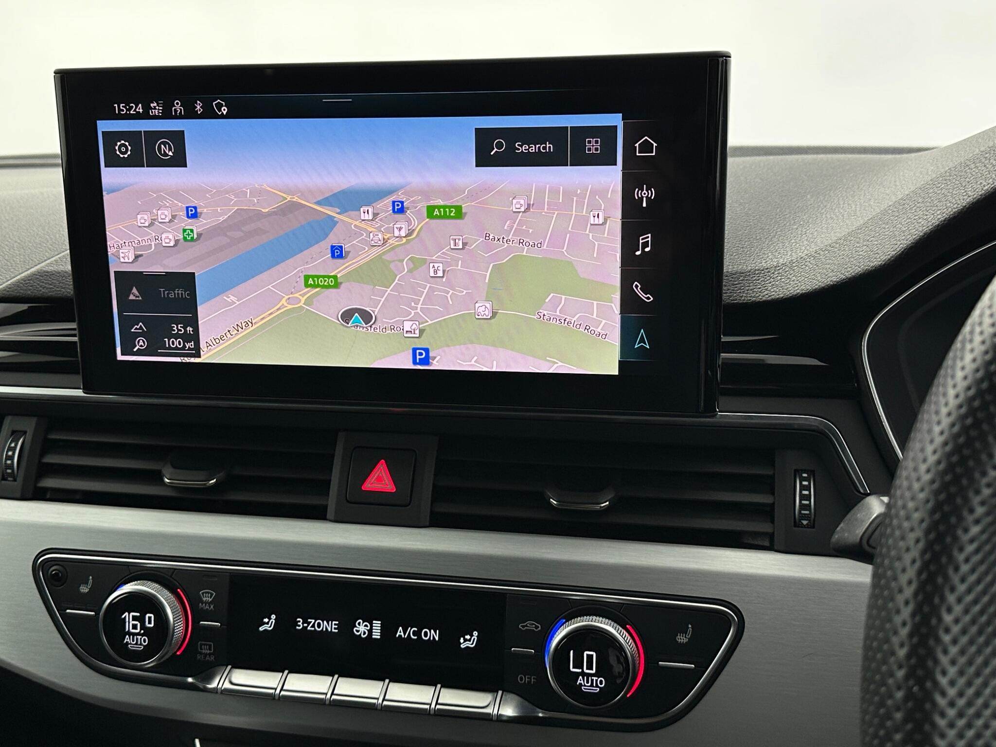 Audi A4 view 22