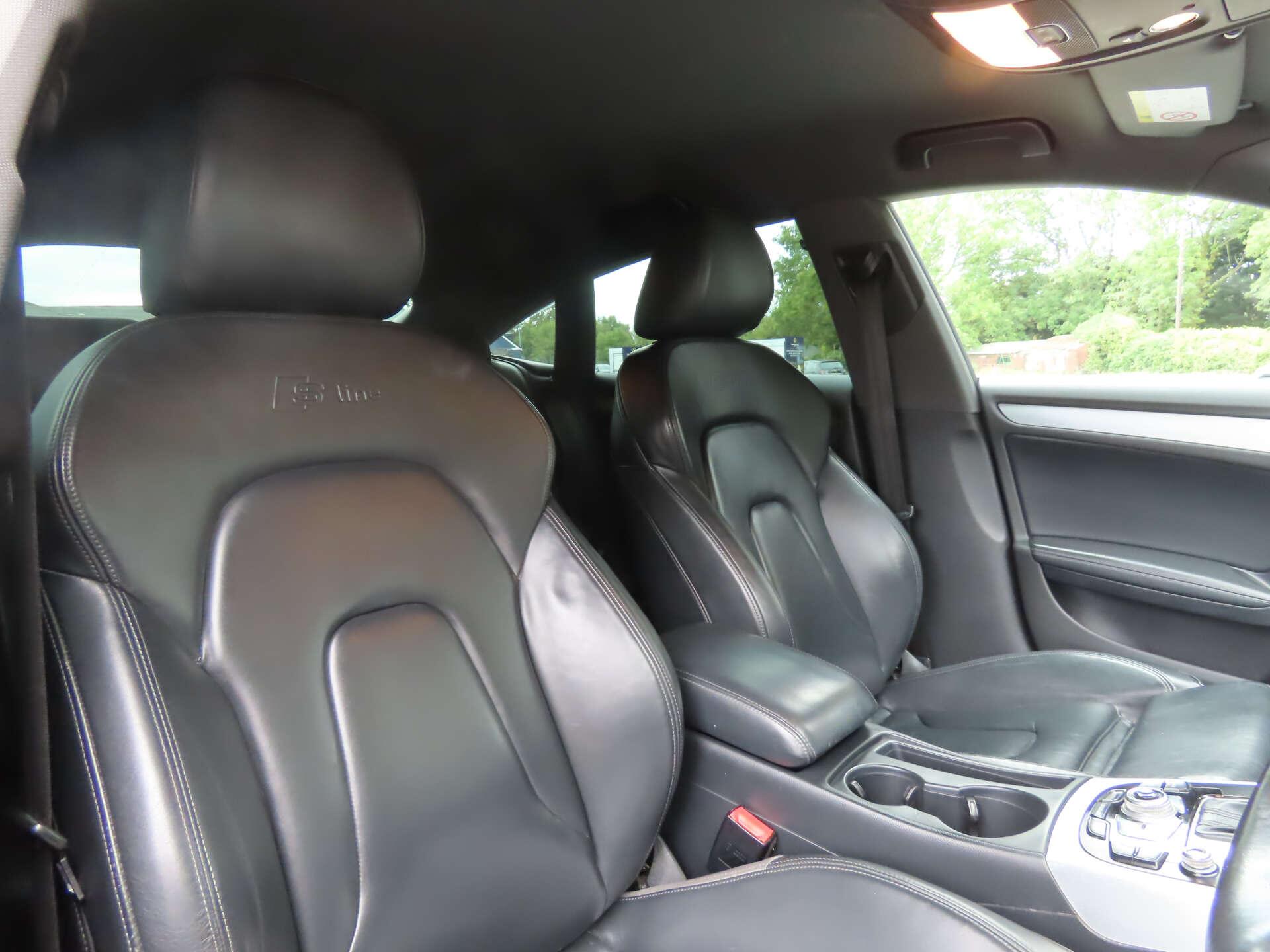 Audi A5 view 8