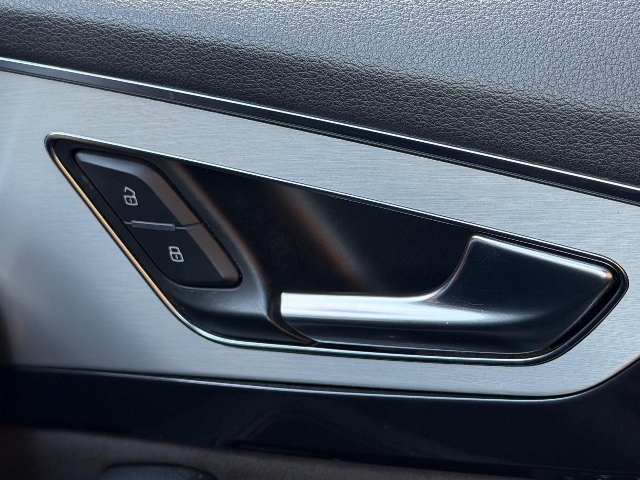 Audi Q7 view 46