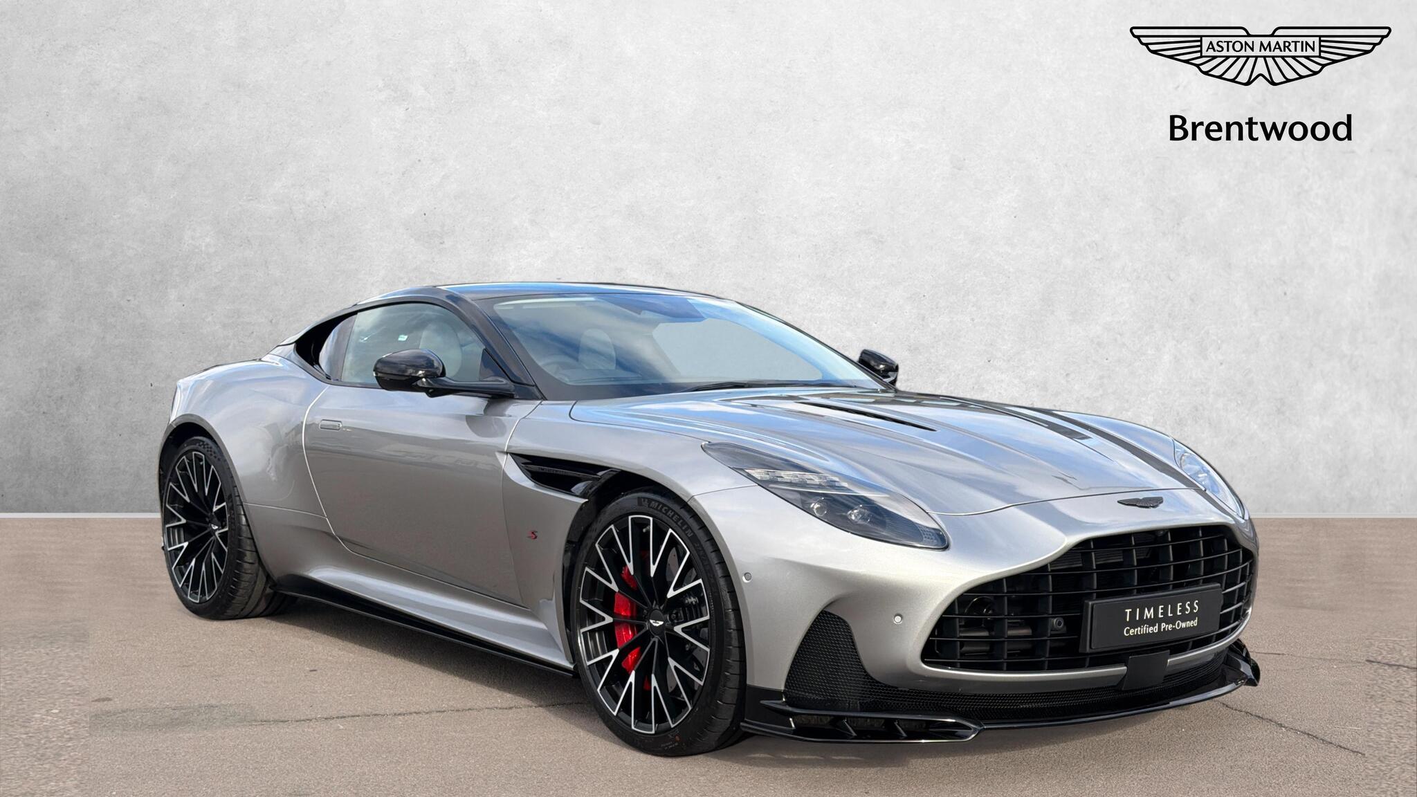 Aston Martin DB12
