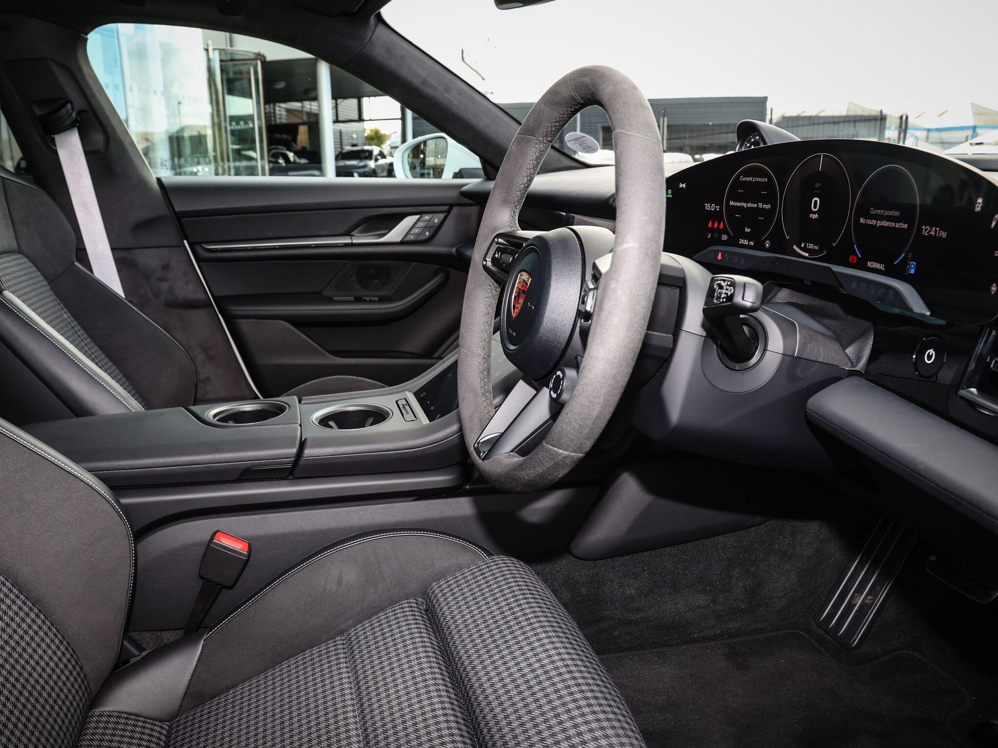 Porsche Taycan view 42