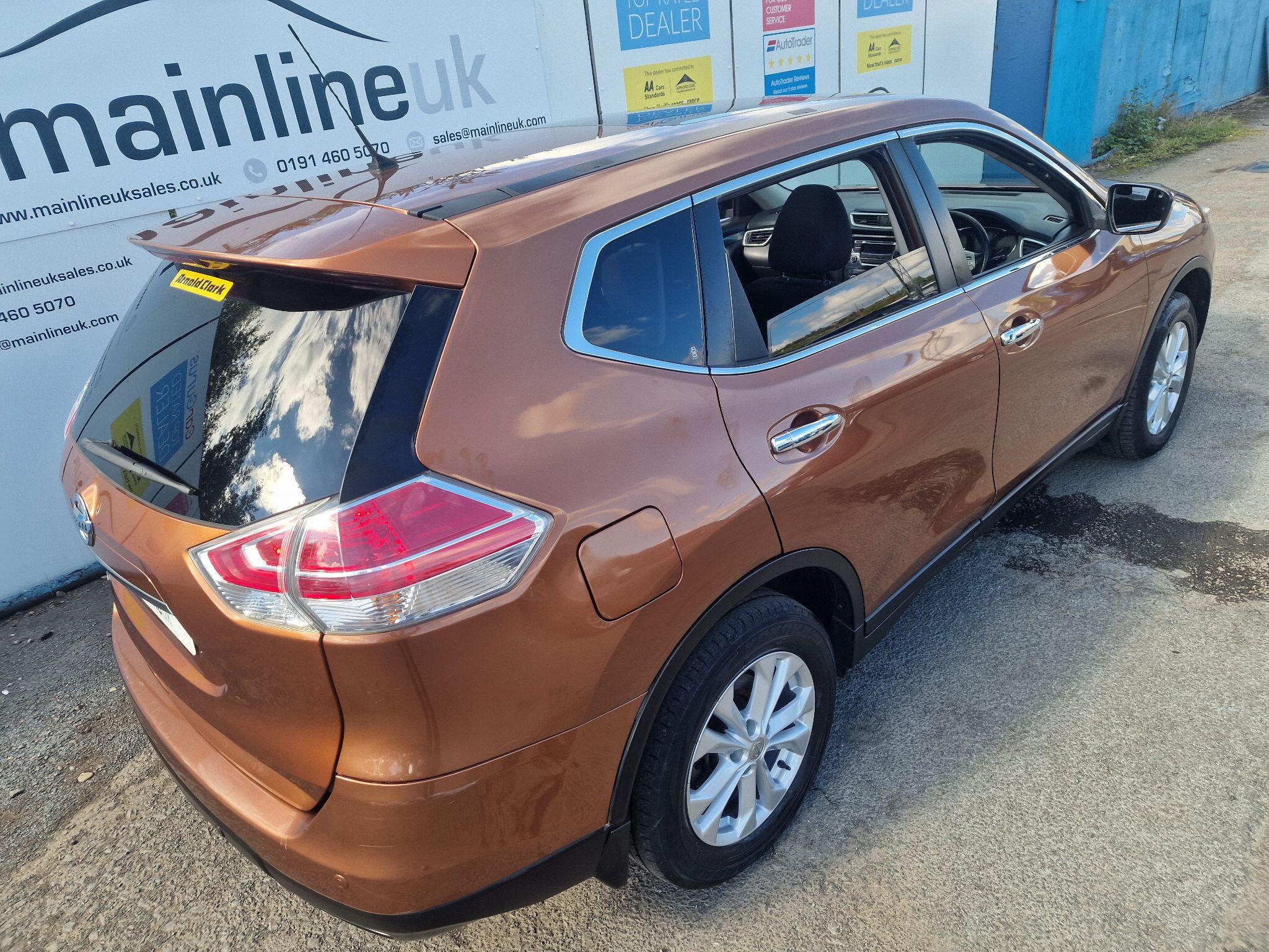 Nissan X-Trail view 13