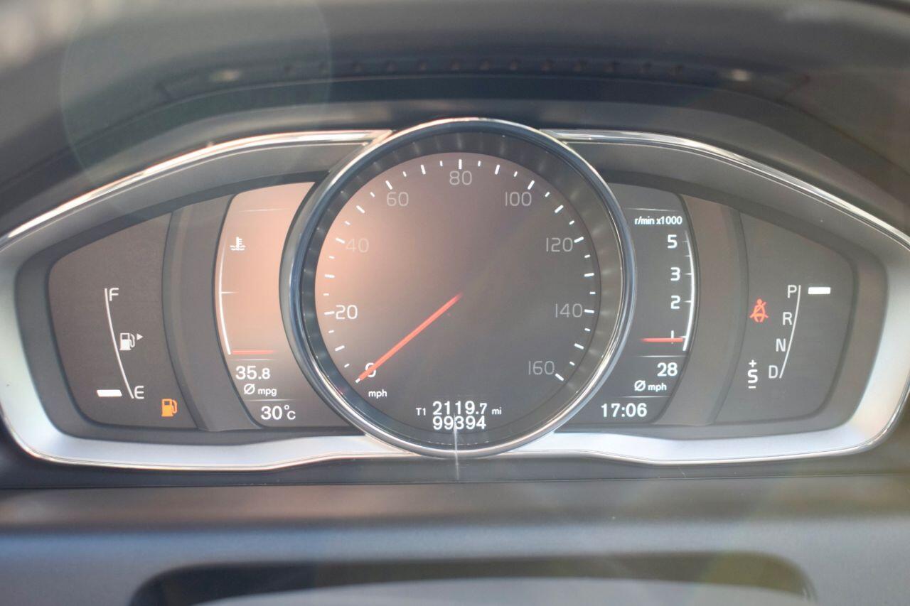 Volvo XC60 view 48