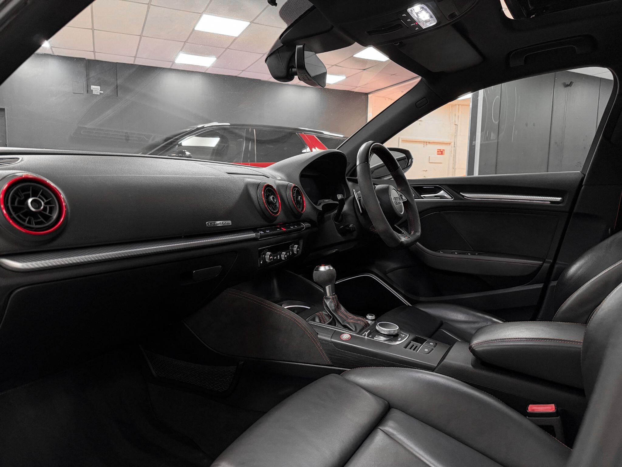 Audi RS3 view 33