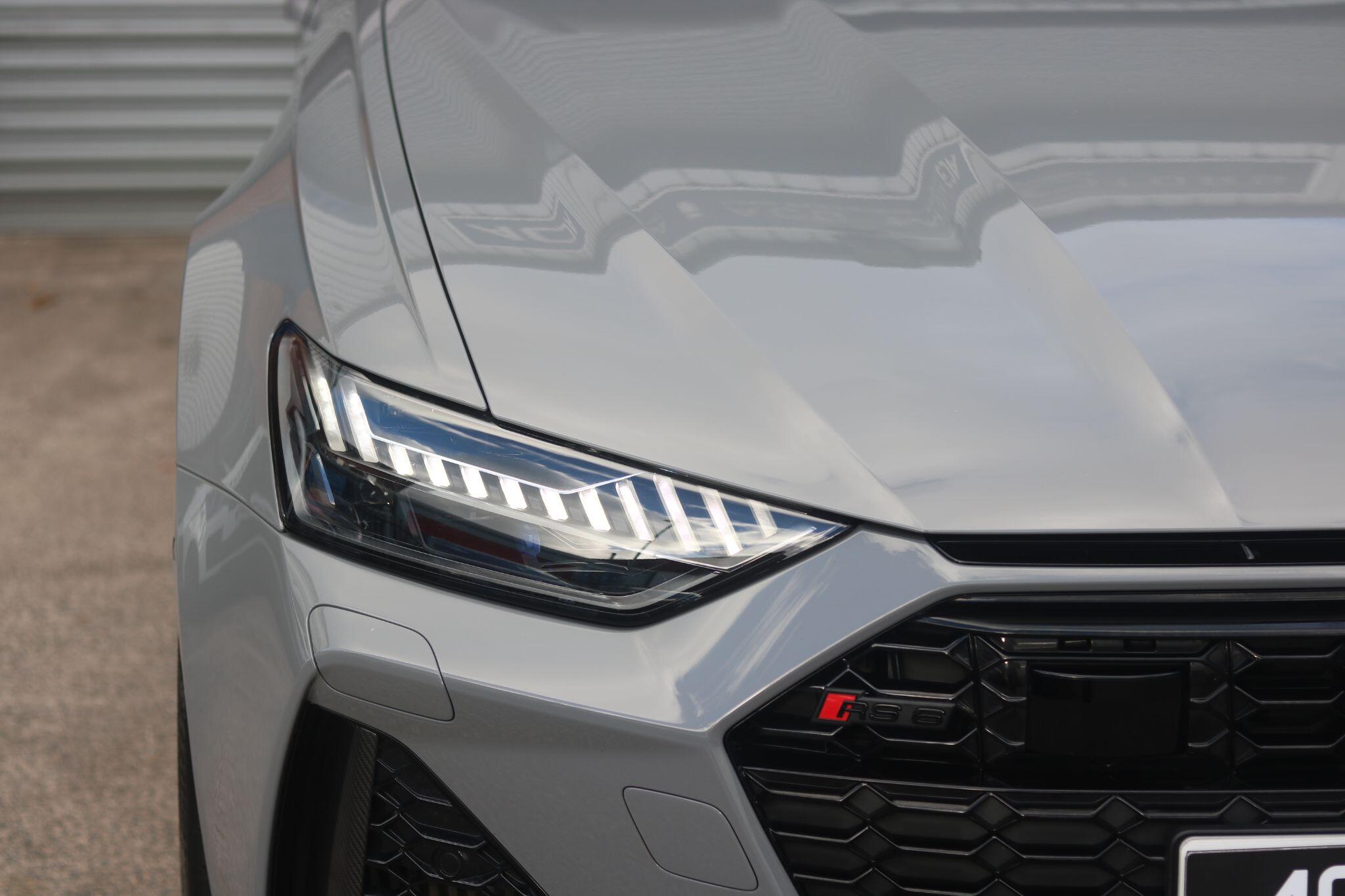 Audi RS6 view 9