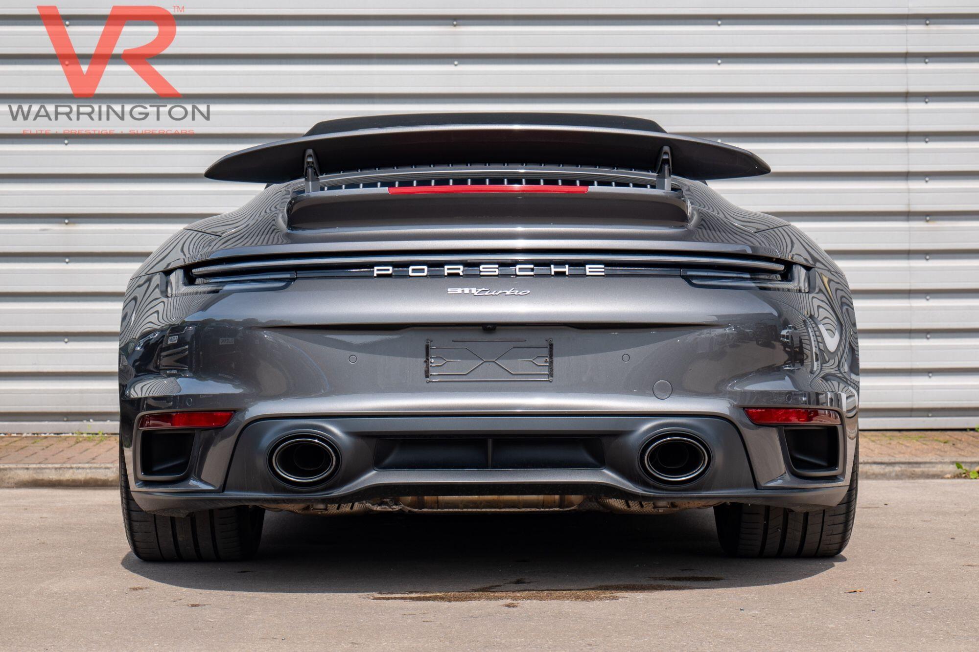 Porsche 911 view 18