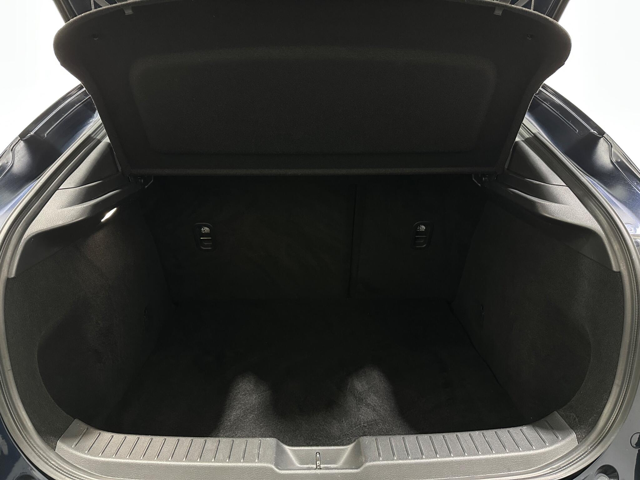 Mazda E-Skyactiv view 47