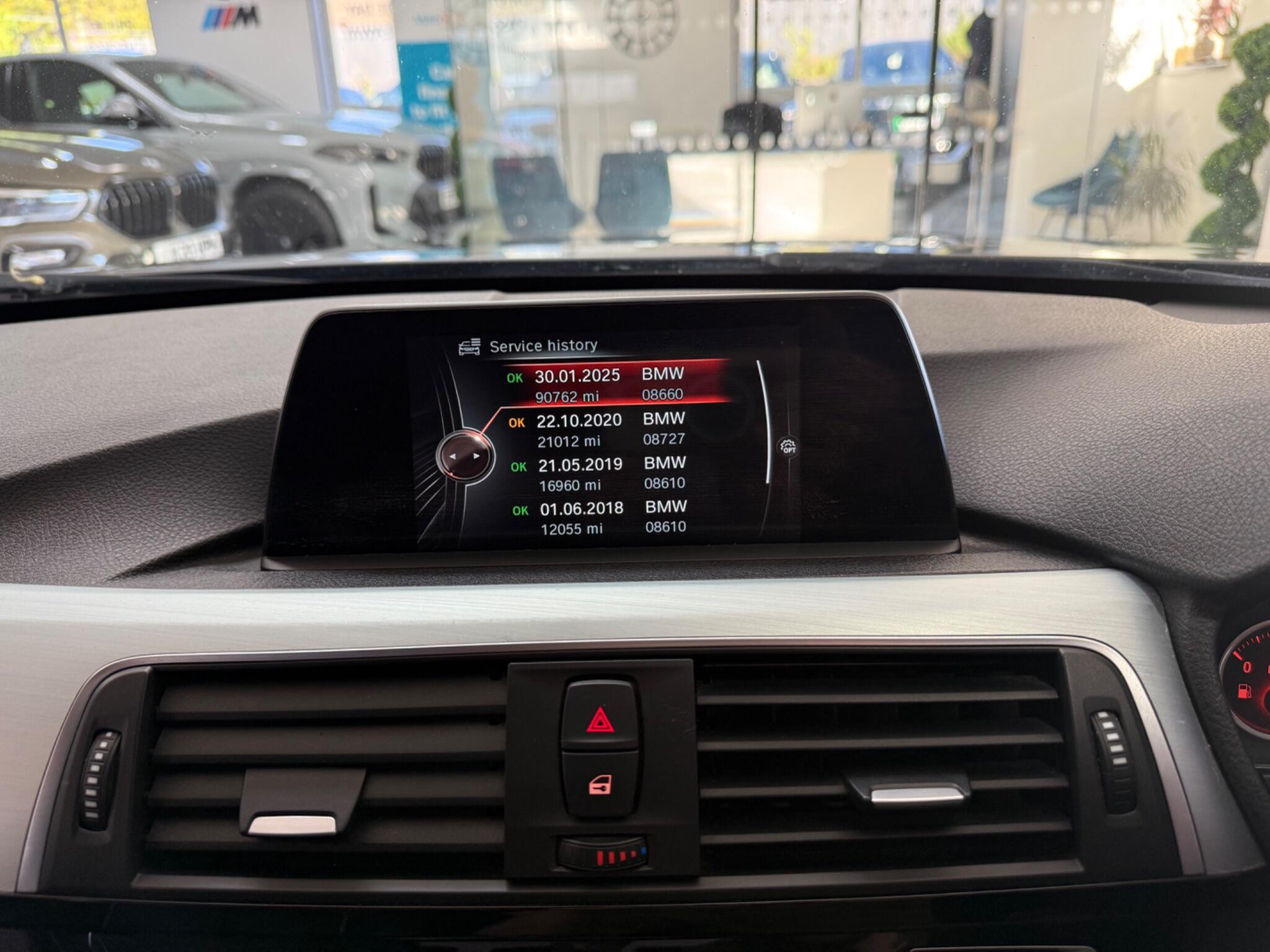BMW 3 Series view 7