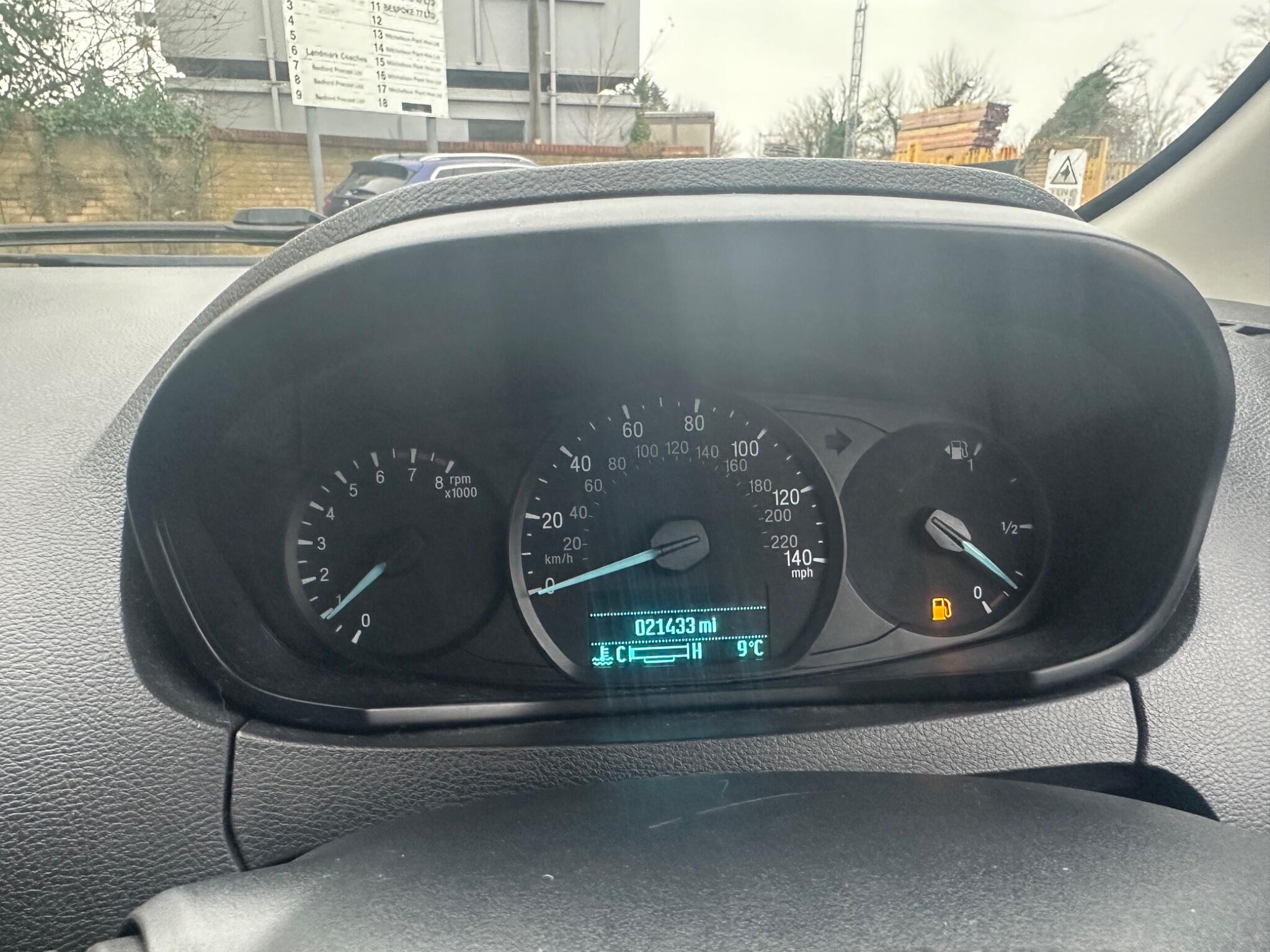 2017 Ford Ka+ 1.2 Ti-VCT Zetec Euro 6 5dr • 21,433 miles image 36
