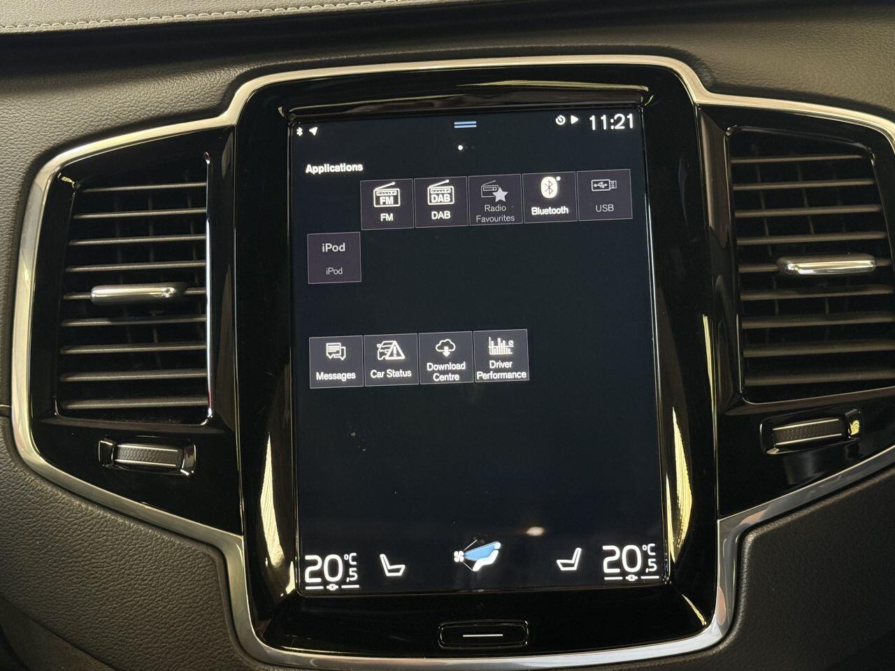 Volvo XC90 view 50