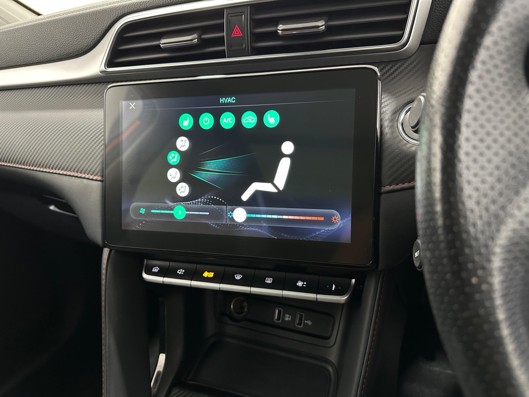 MG ZS view 25