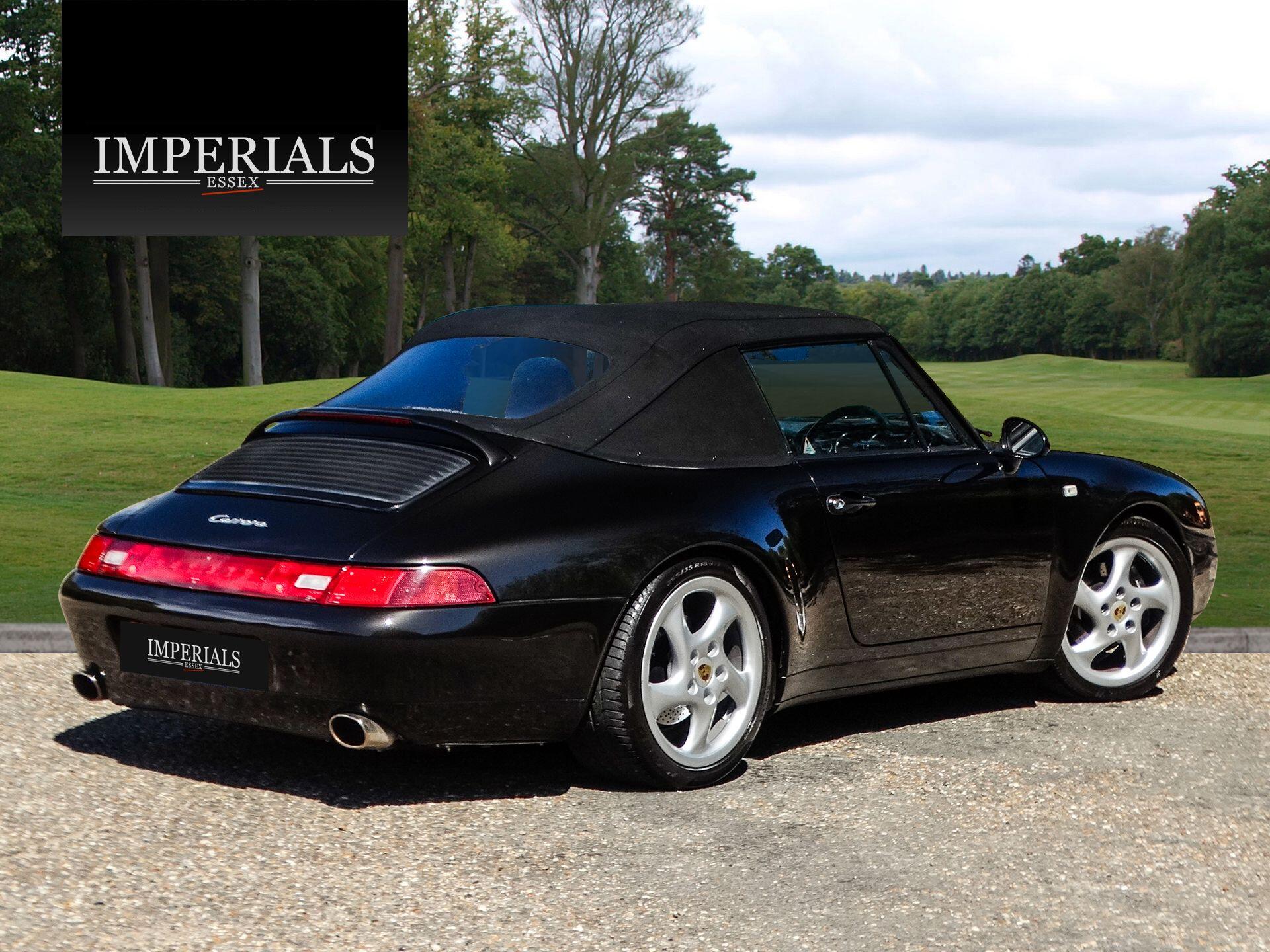 Porsche 911 view 30