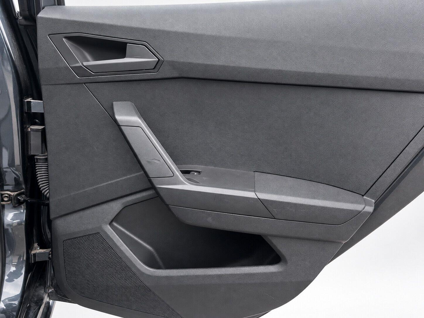 Seat Ibiza view 31