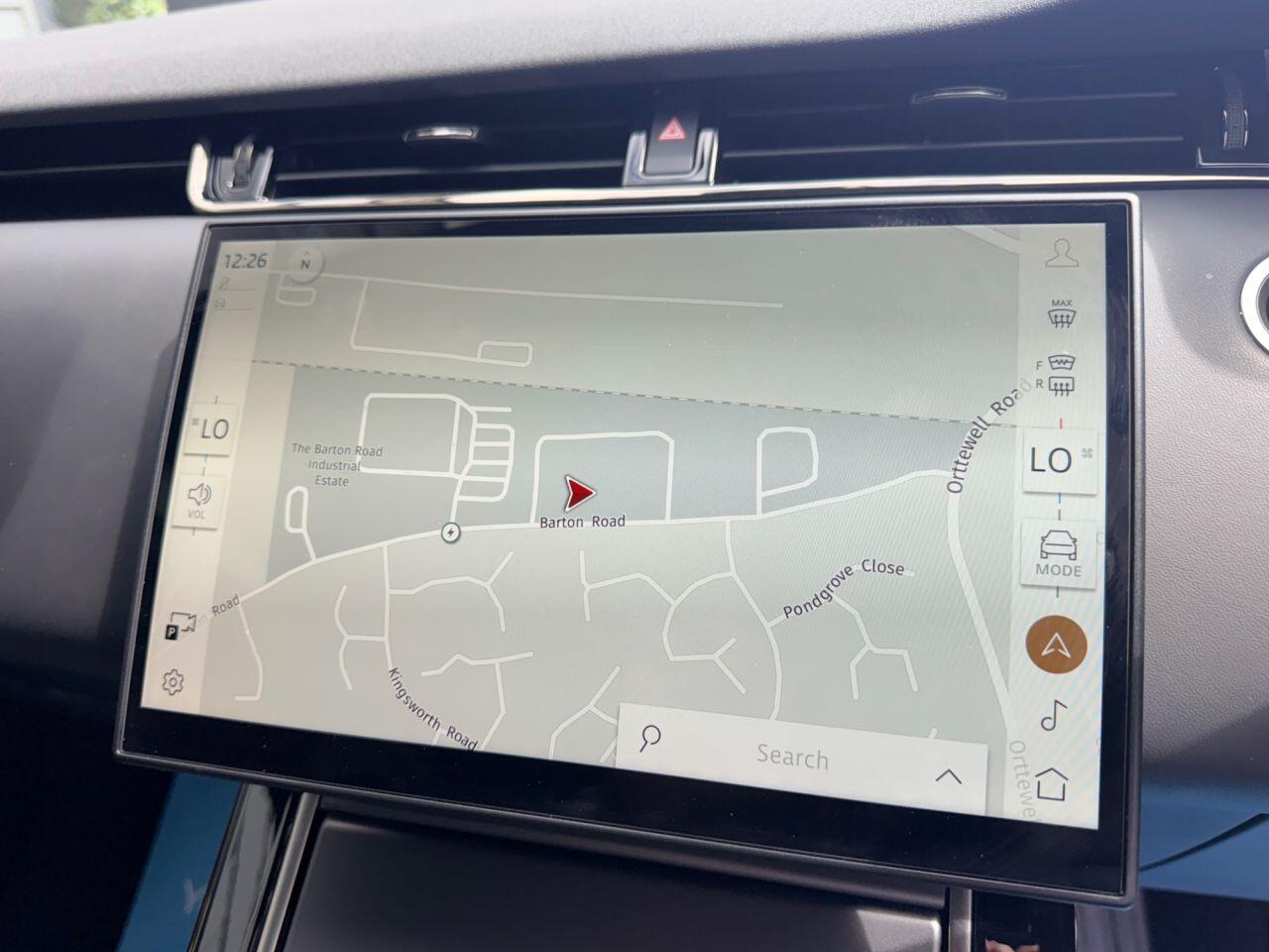 Land Rover Range Rover Evoque view 30